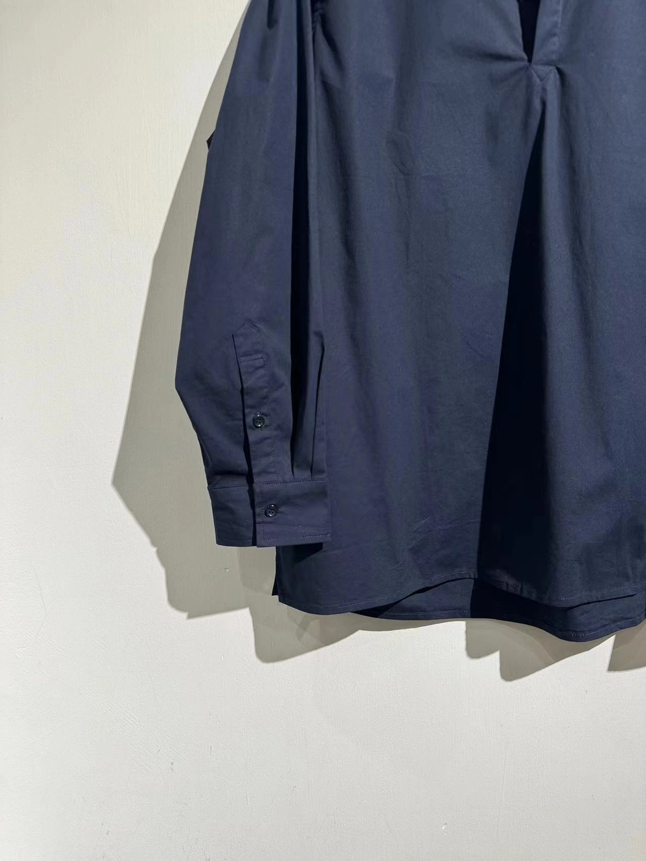 P*rada shirt Top Quality D17 20240512- Effortless 13559