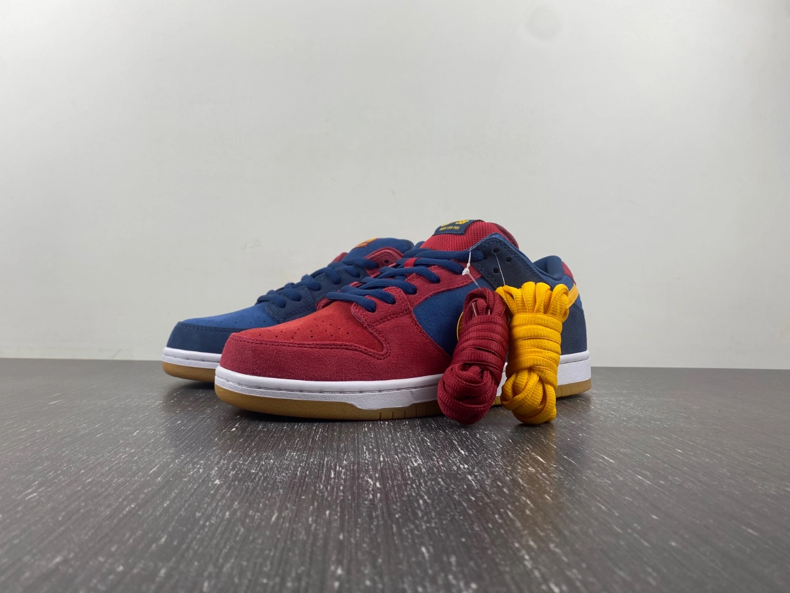 SB Dunk Low Barcelona DJ0606- Fashionable 547