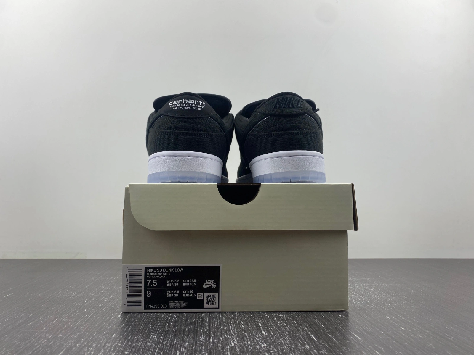 Functional SB Dunk Low Carhartt FN4193- 92