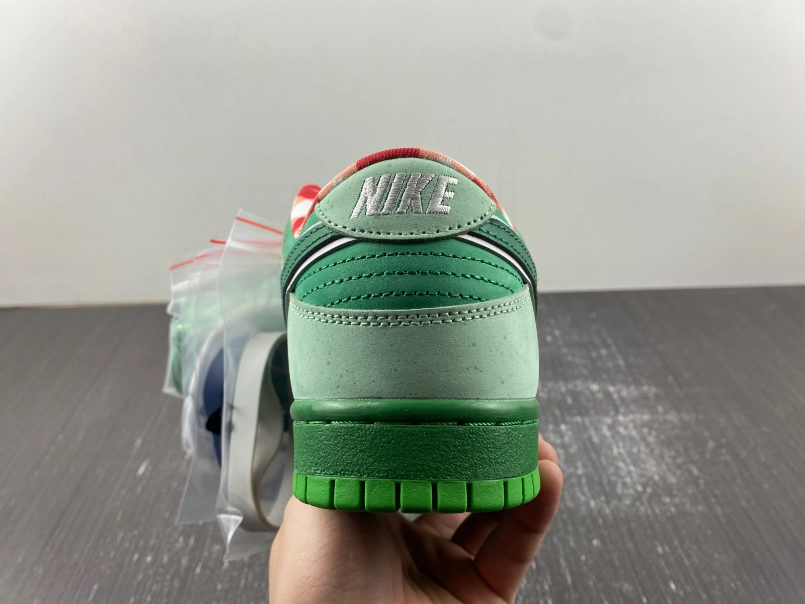 SB Dunk Low Concepts Light Green Lobster BV1310- Lightweight 35