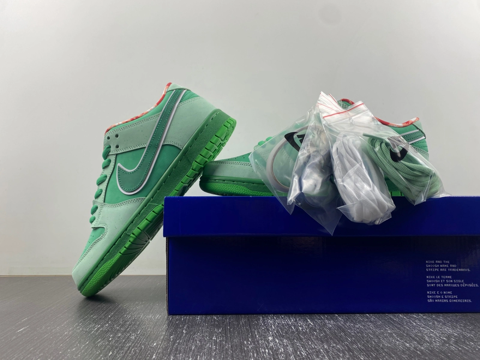 SB Dunk Low Concepts Light Green Lobster BV1310- Lightweight 35