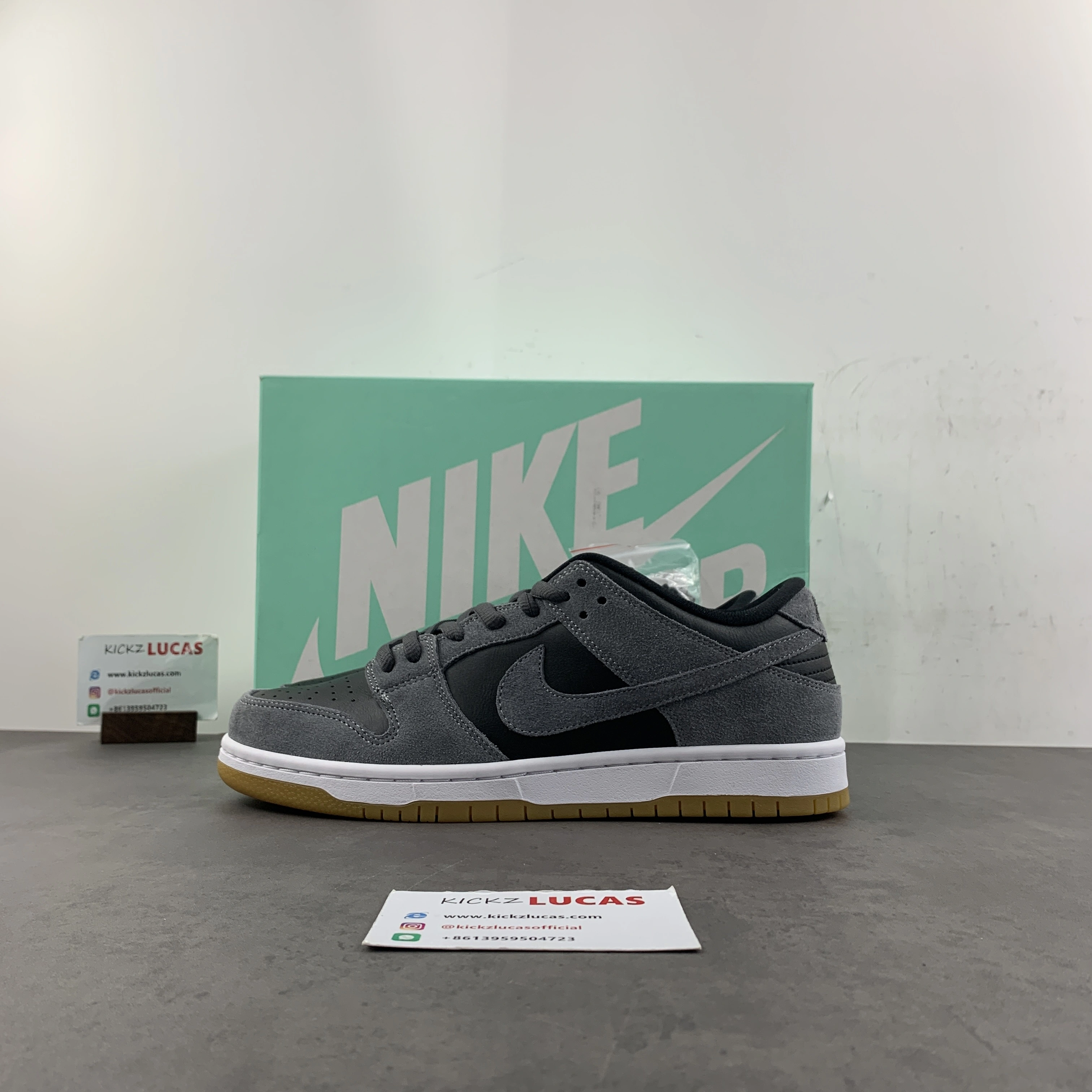 SB Dunk Low Dark Grey Black Gum AR0778- TechFriendly 642