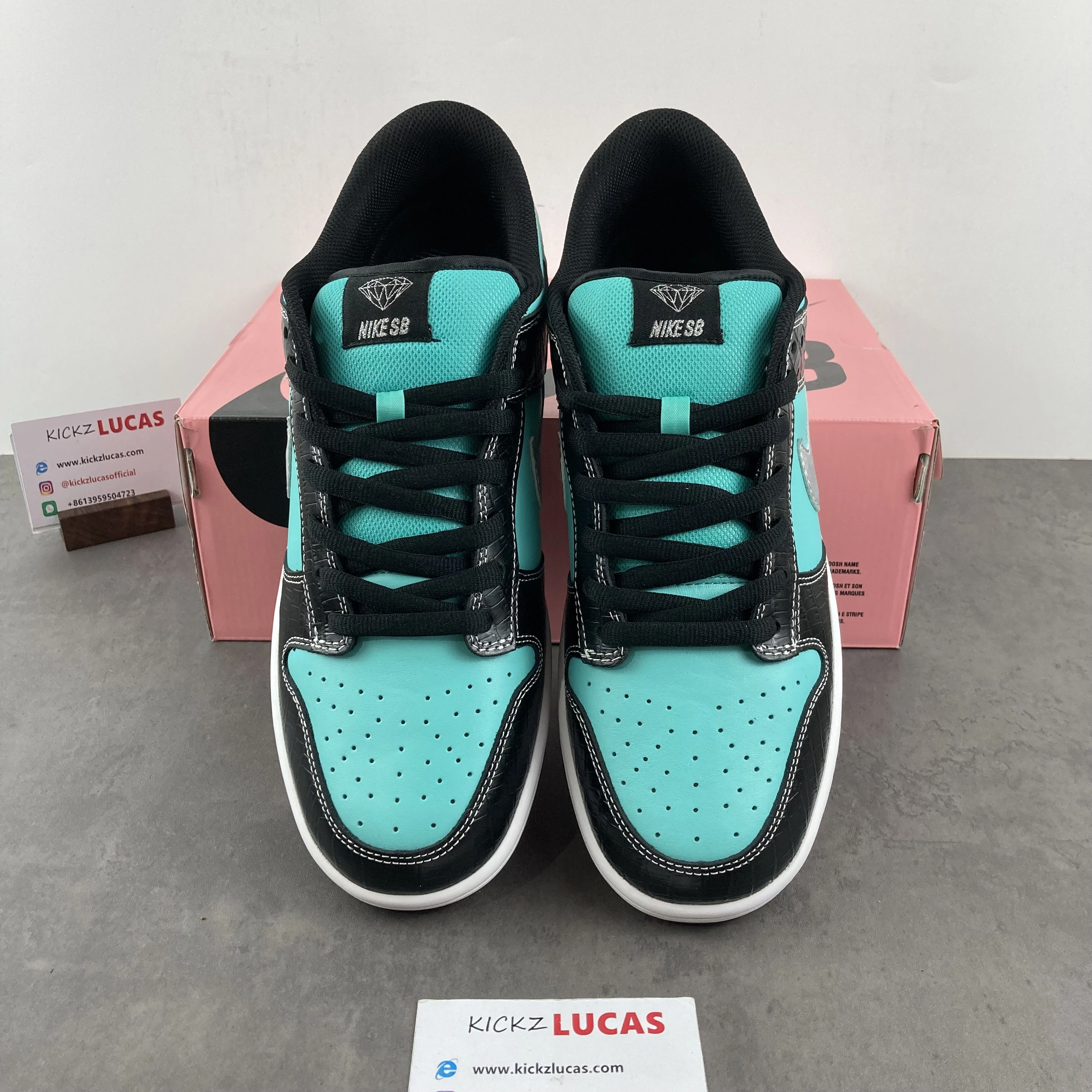SB Dunk Low Diamond Supply Co. Aqua Blue Style 304292- AllSeason 225