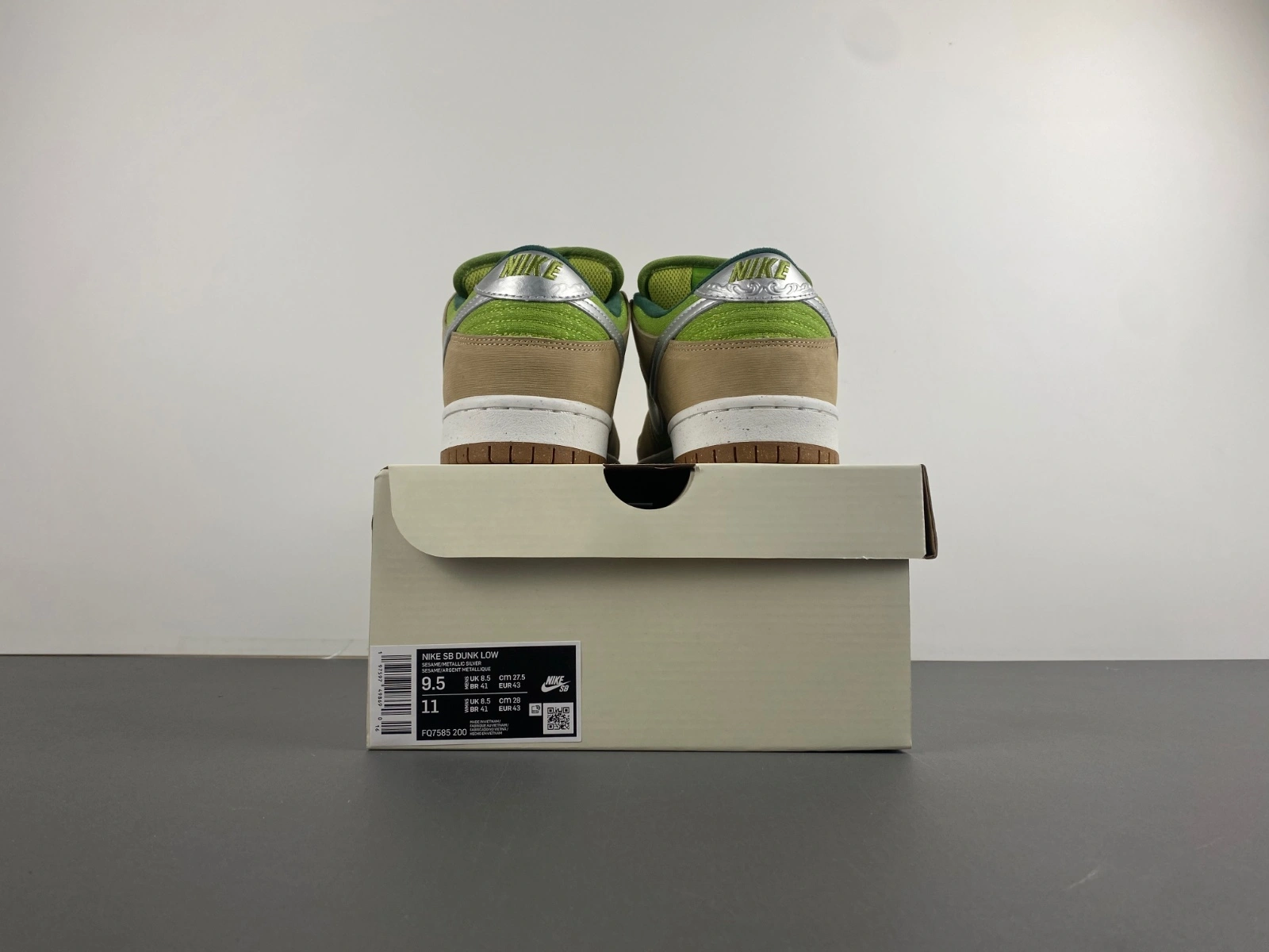 Sustainable SB Dunk Low Escargot FQ7585- 20
