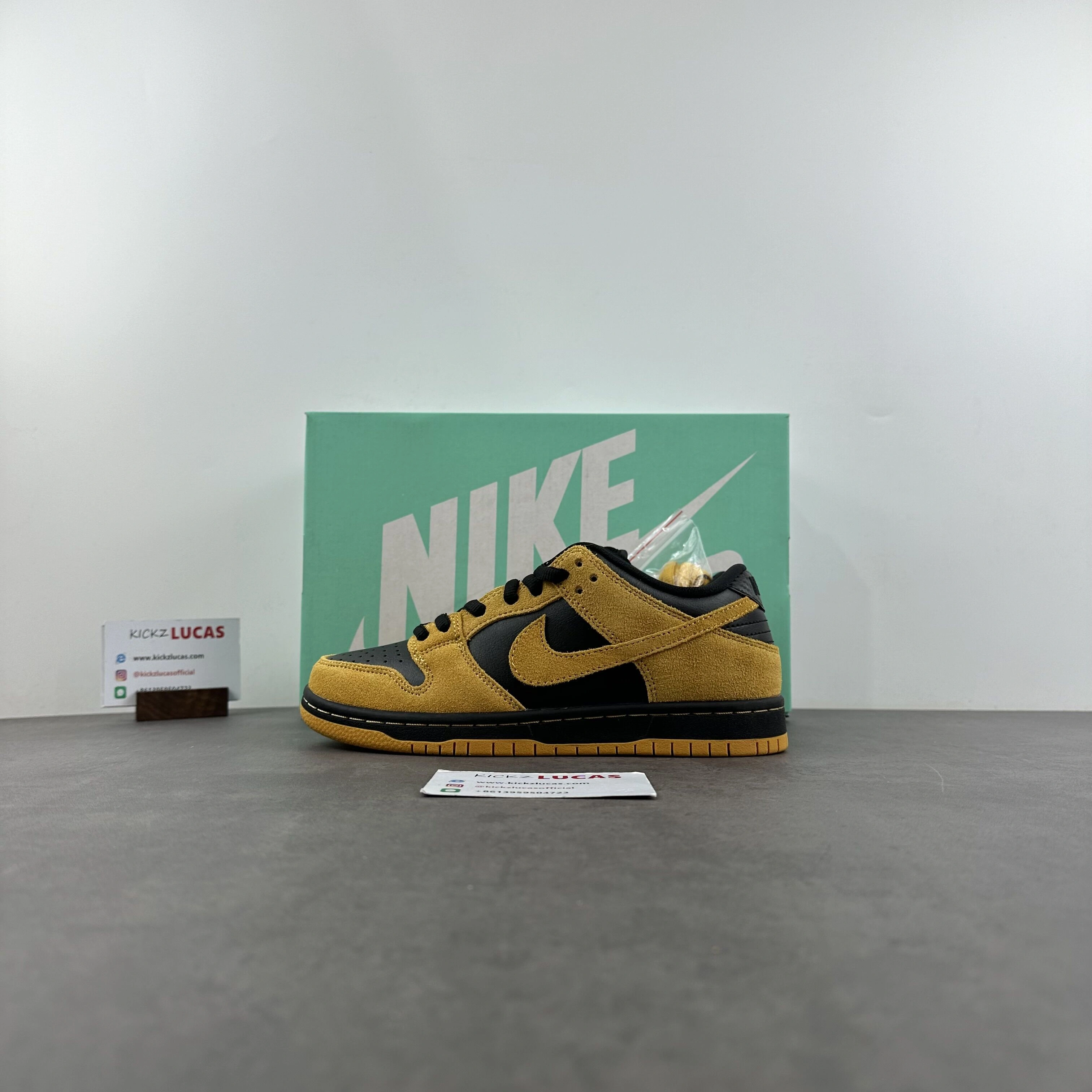 SB Dunk Low Iowa 304292- ZeroBulk 50