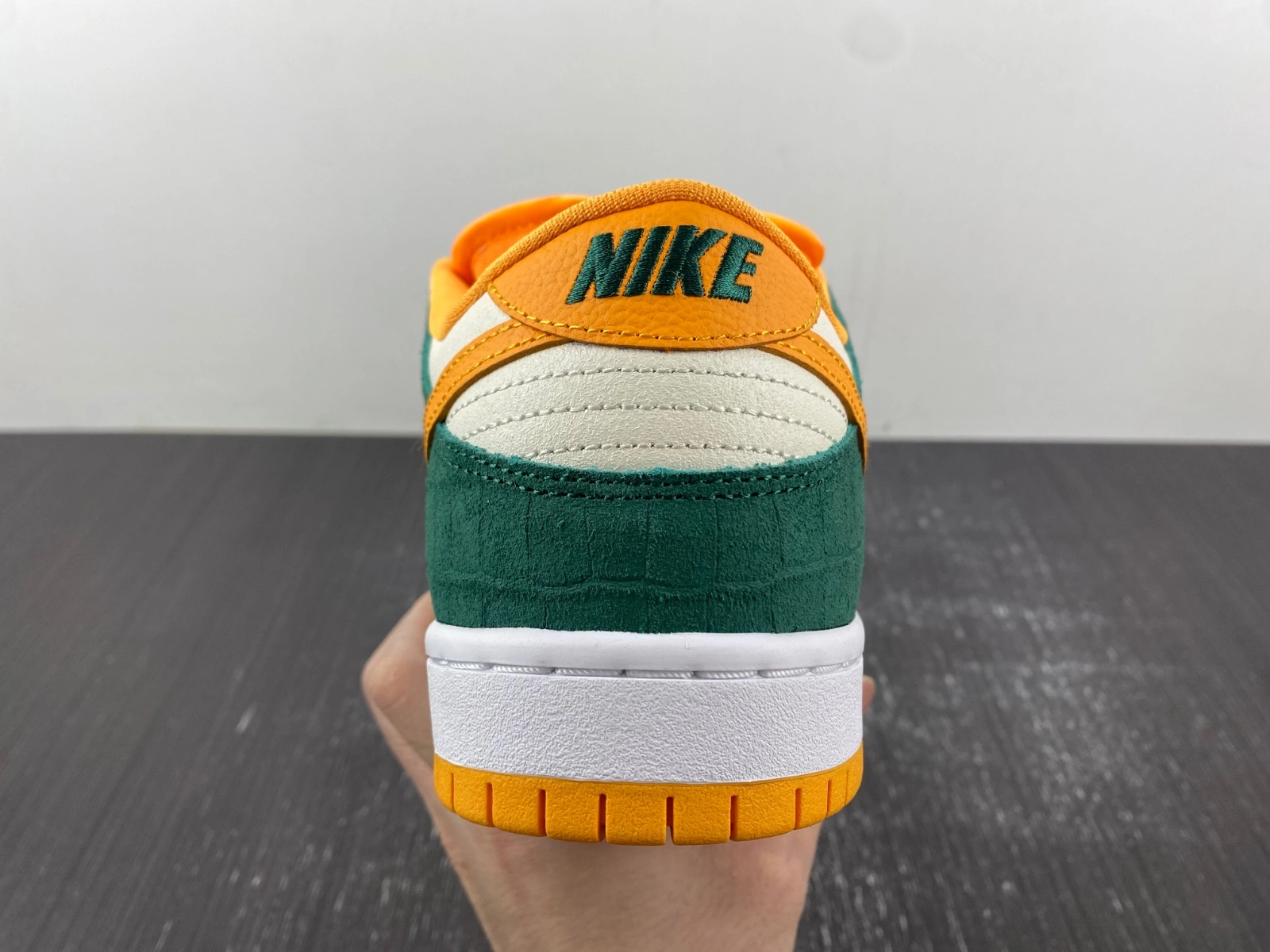 SB Dunk Low Legion Pine Kumquat 304292- Neat 82