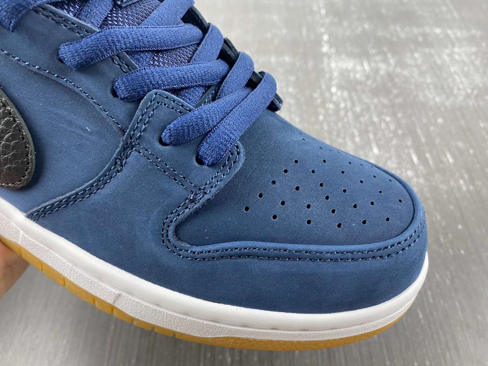SB Dunk Low Navy Black Gum CW7463- Lightweight 78