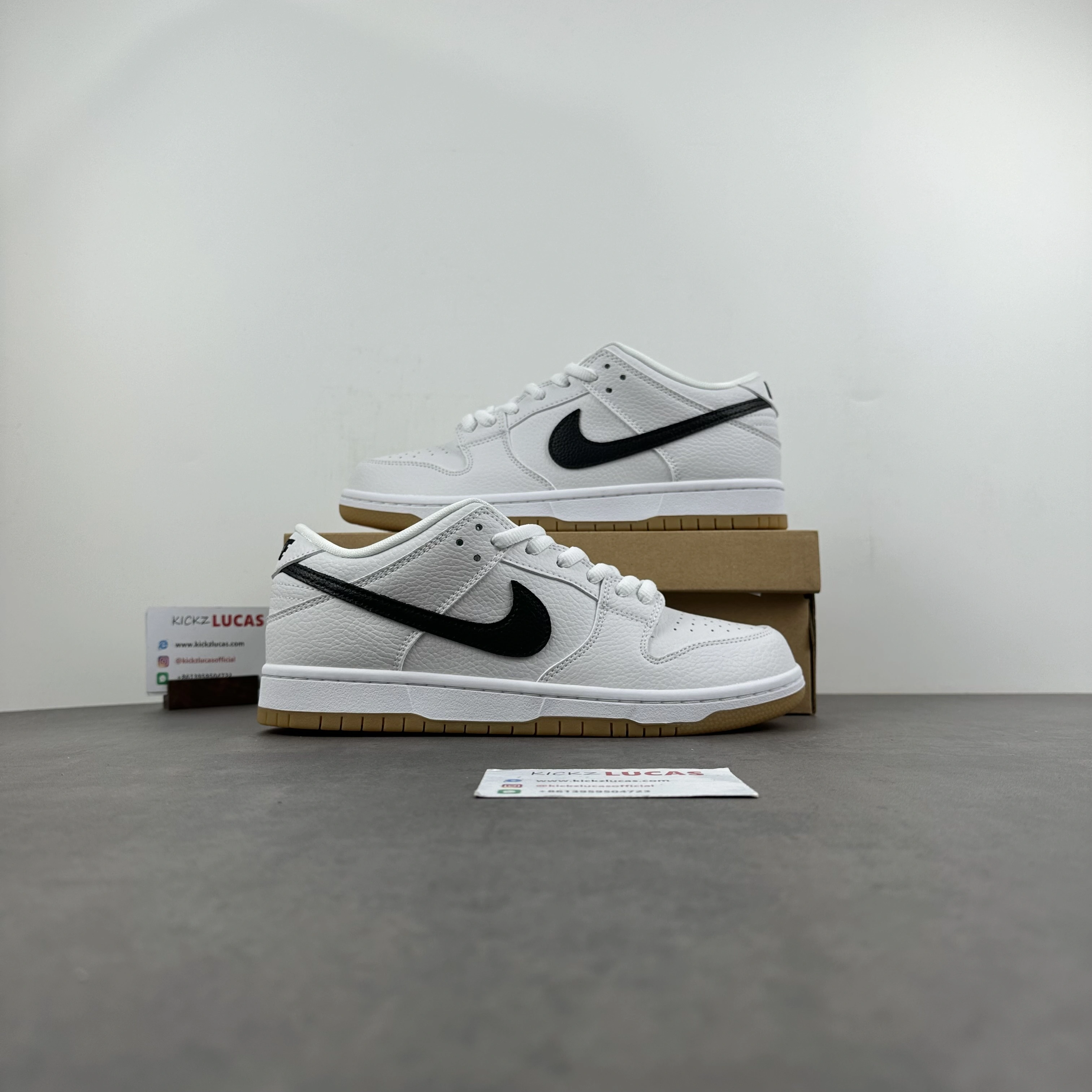 SB Dunk Low Orange Label White Black CD2563- Breathable 55