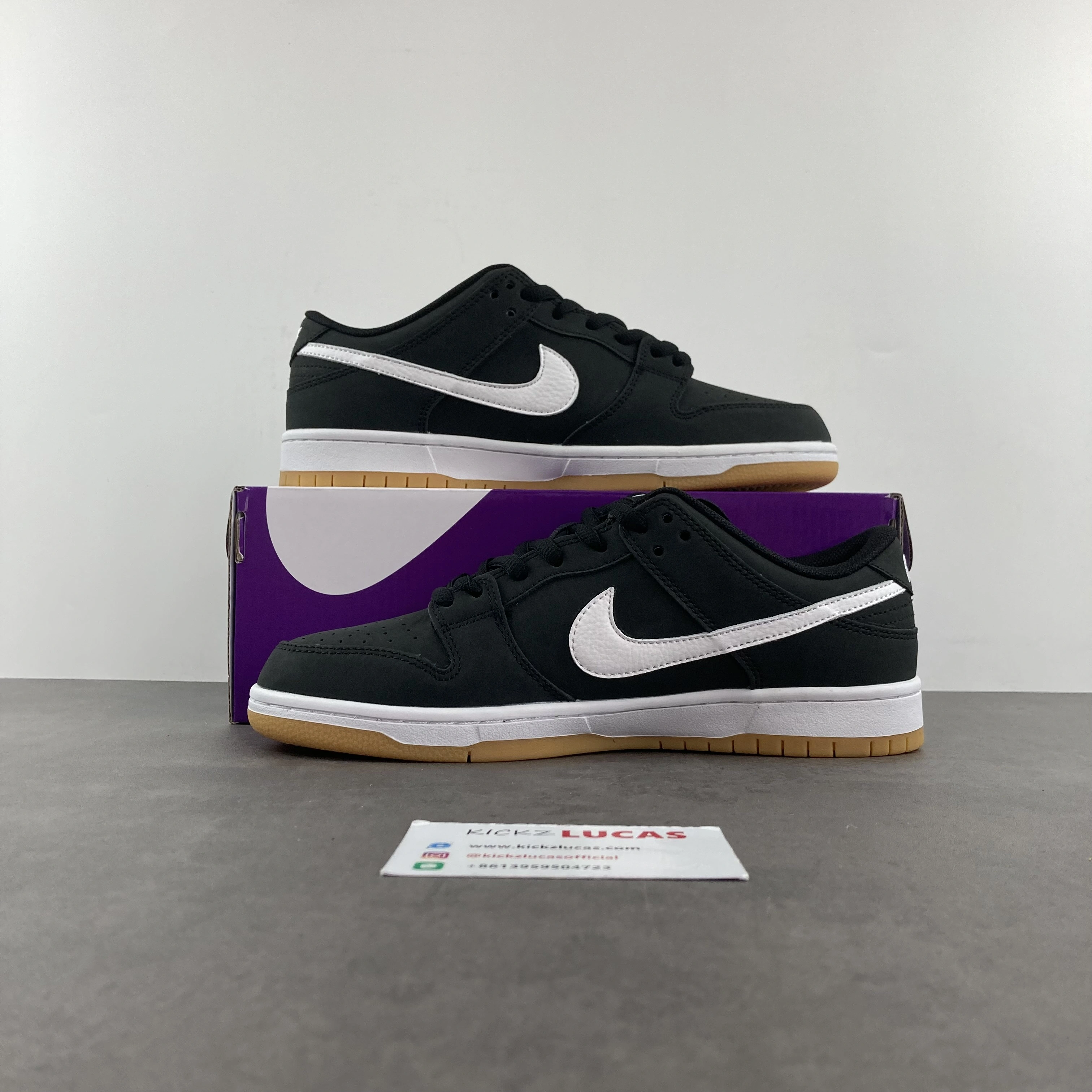 SB Dunk Low Pro Black Gum CD2563- Vibrant 136