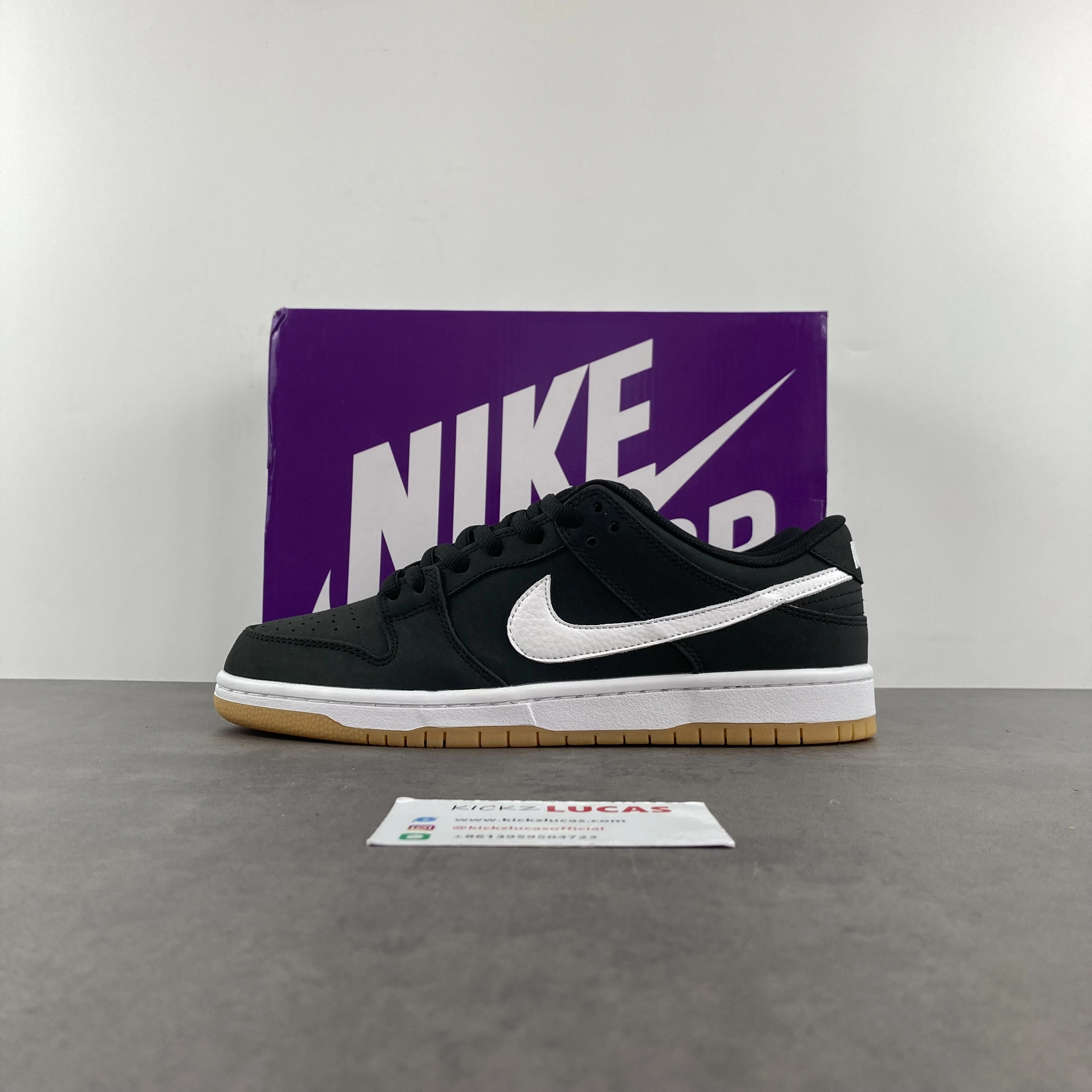 SB Dunk Low Pro Black Gum CD2563- Vibrant 136
