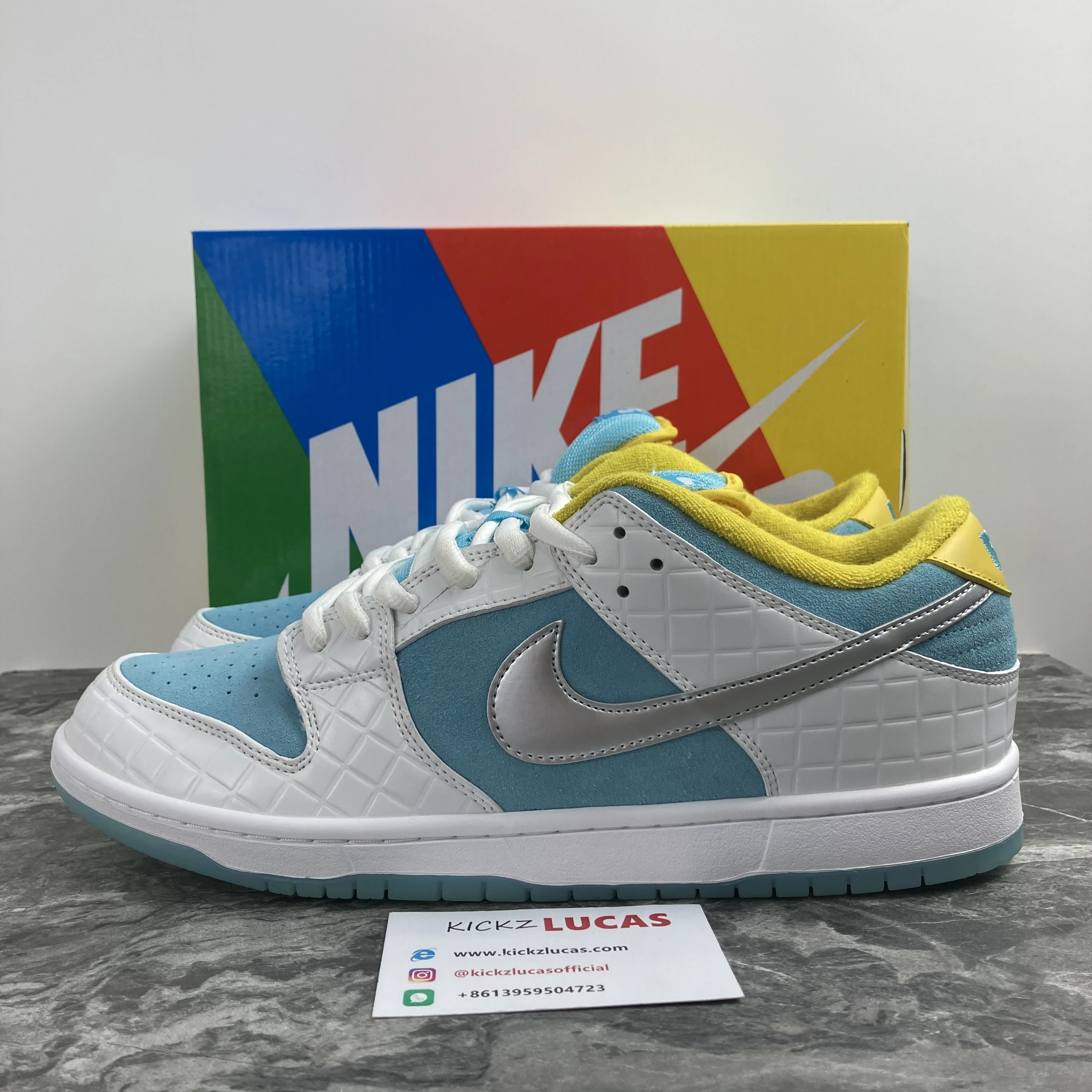 UrbanChic SB Dunk Low Pro FTC Lagoon Pulse DH7687- 566