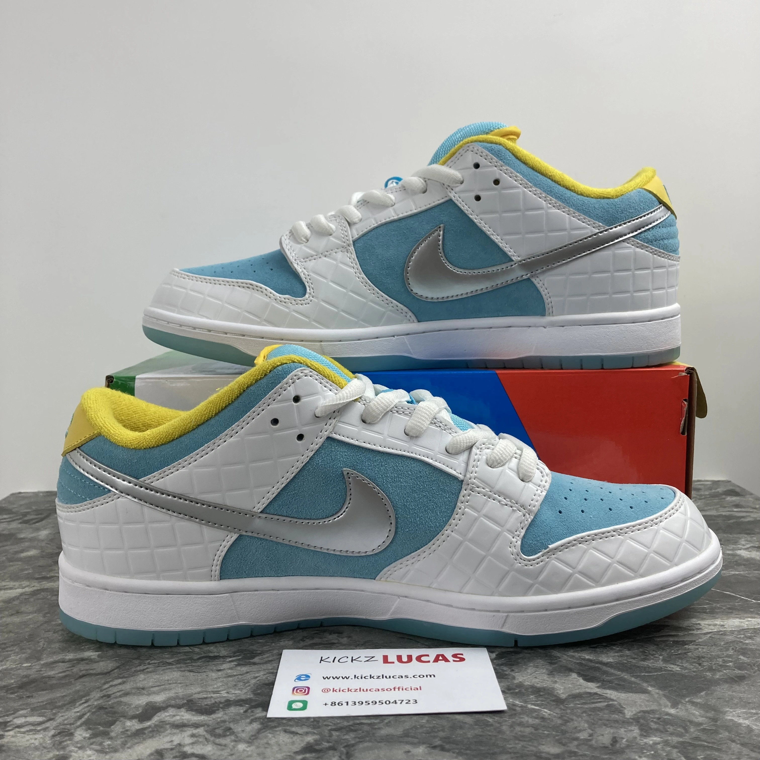 UrbanChic SB Dunk Low Pro FTC Lagoon Pulse DH7687- 566