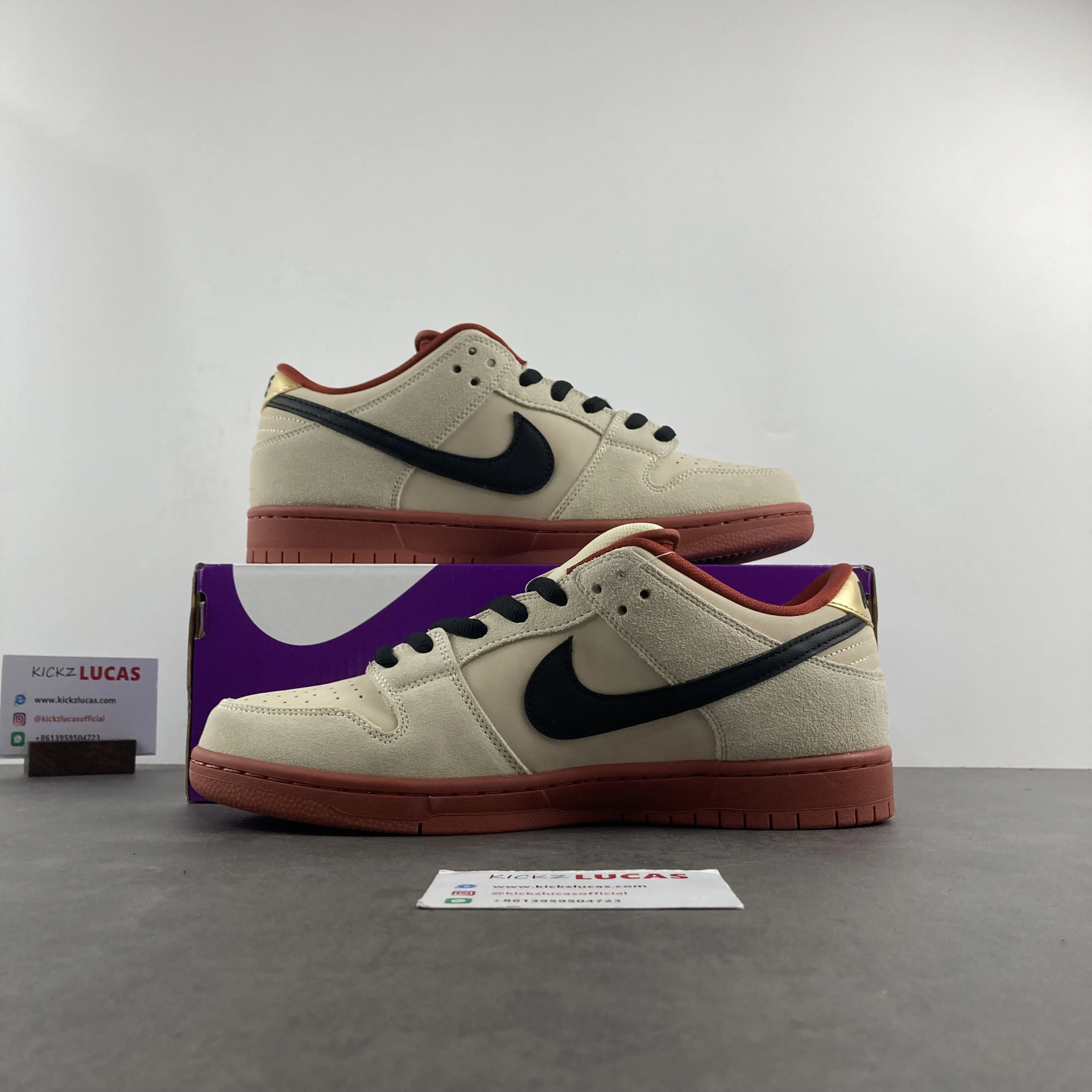 Comfortable SB Dunk Low Pro Hennessy BQ6817- 557