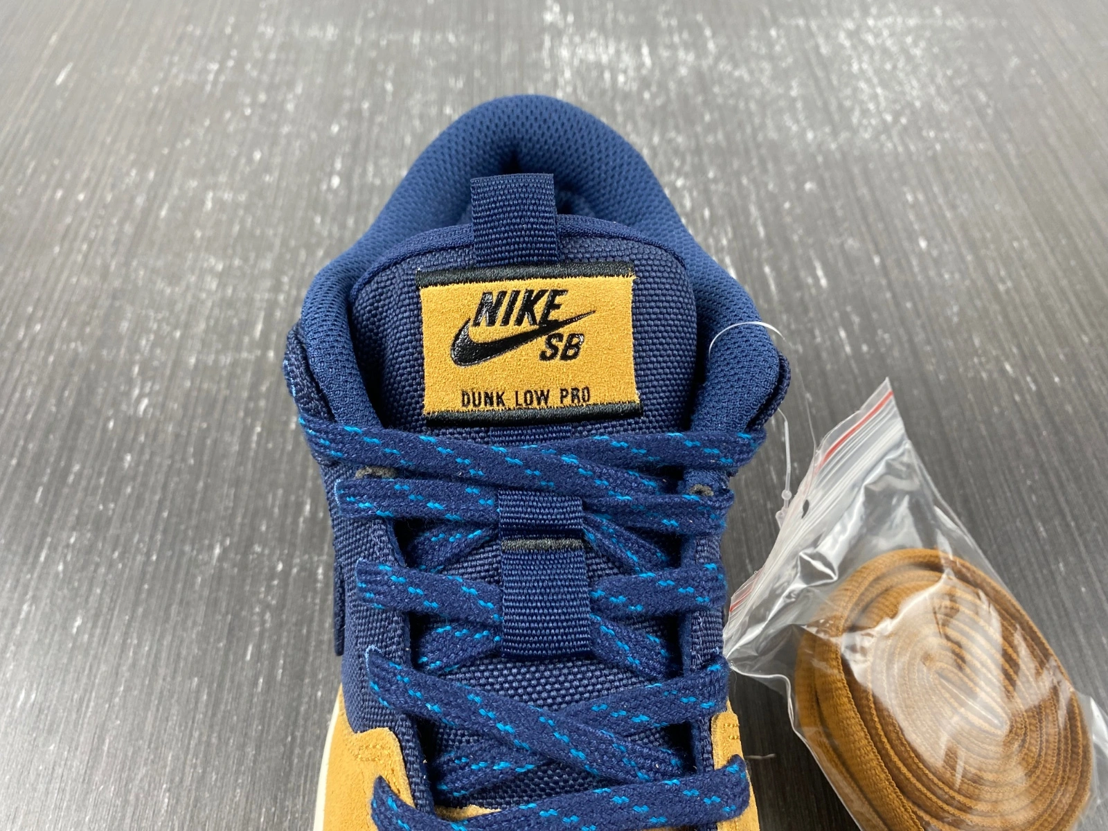 SB Dunk Low Pro PRM 90s Backpack DX6775- Youthful 147