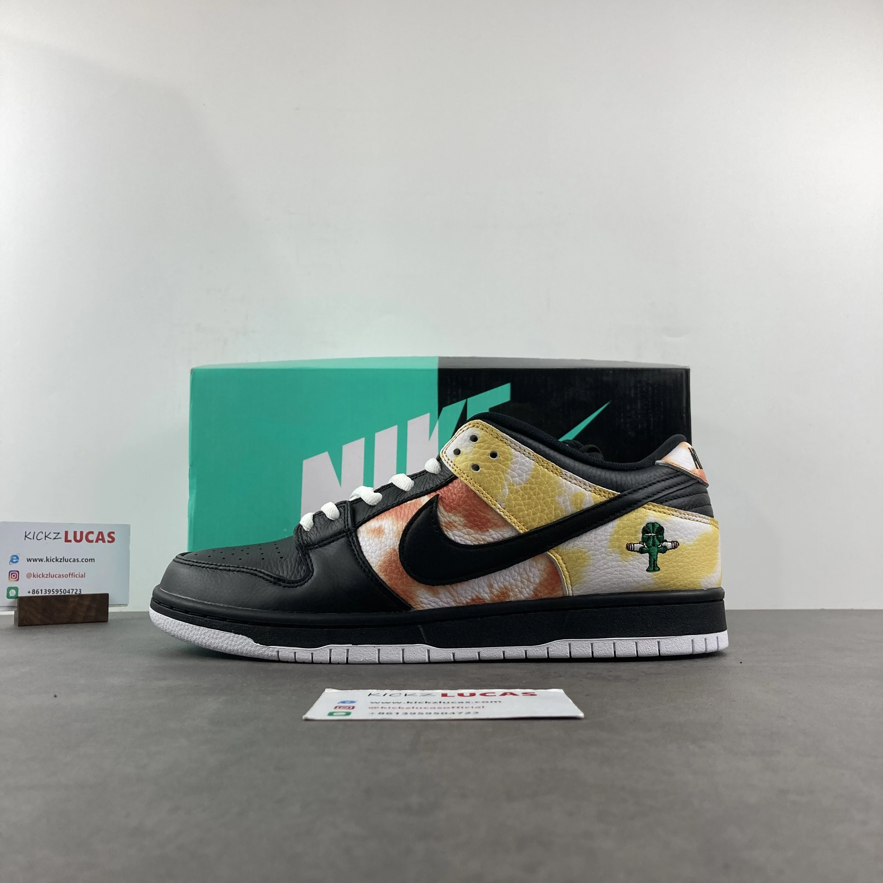 SB Dunk Low Raygun Tie-Dye Black BQ6832- Colorful 97