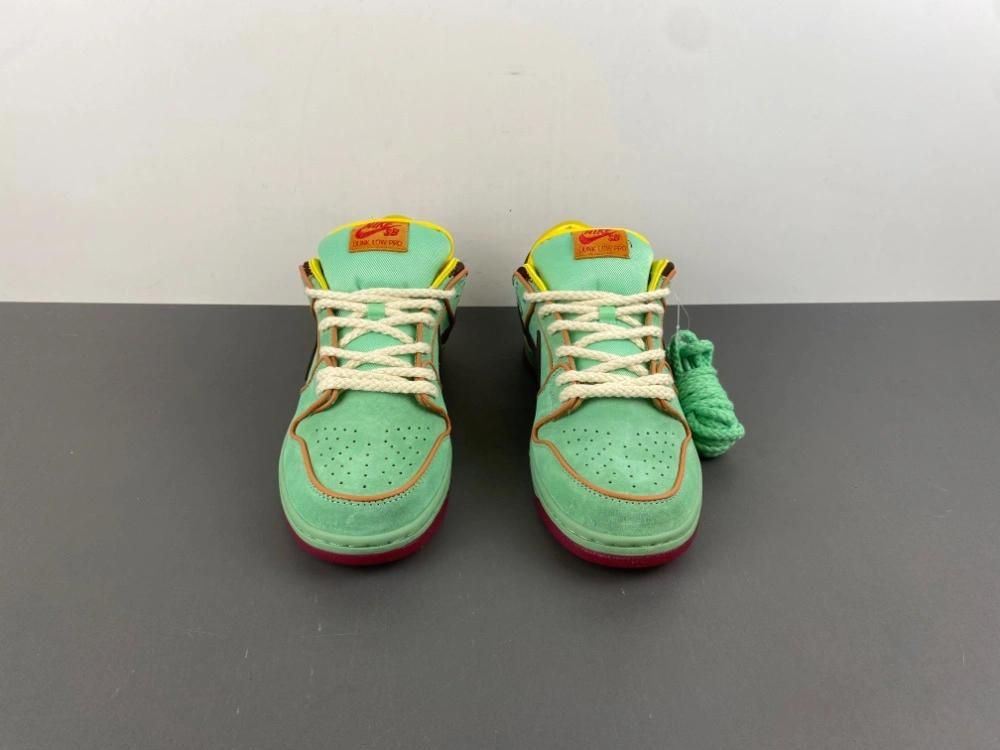 SB Dunk Low Rodeo Tourmaline HF3058- Bold 6