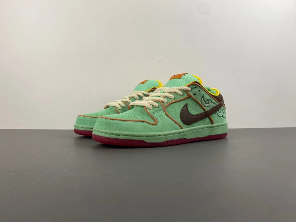 SB Dunk Low Rodeo Tourmaline HF3058- Bold 6
