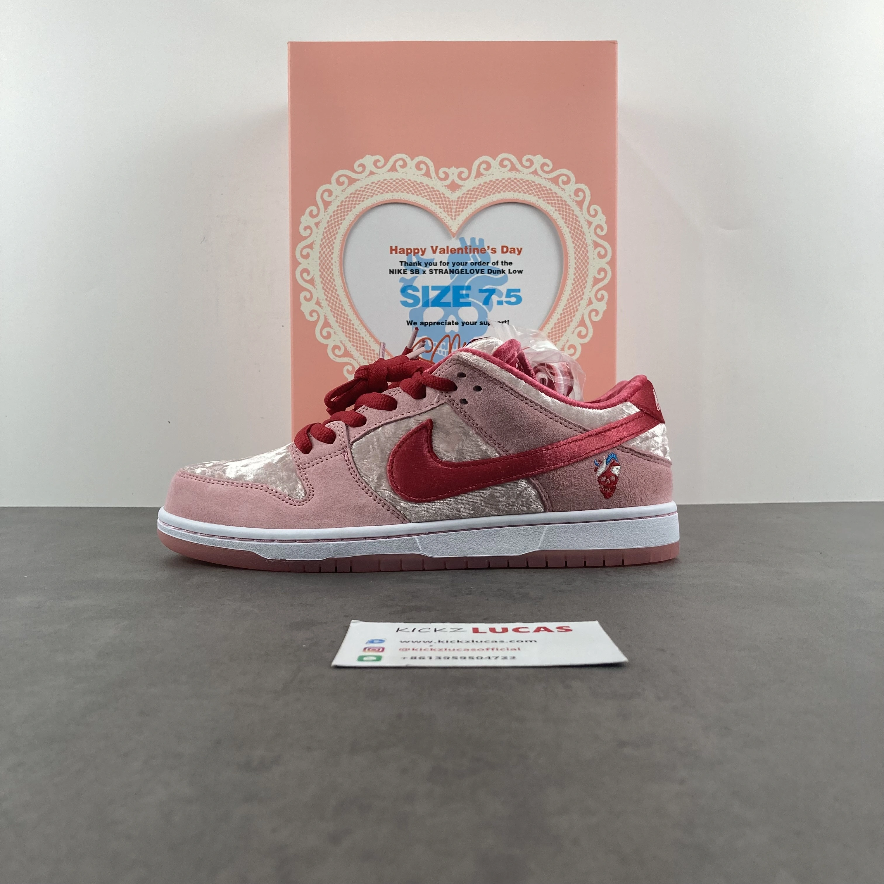 SB Dunk Low StrangeLove Skateboards CT2552- EasyMatch 559