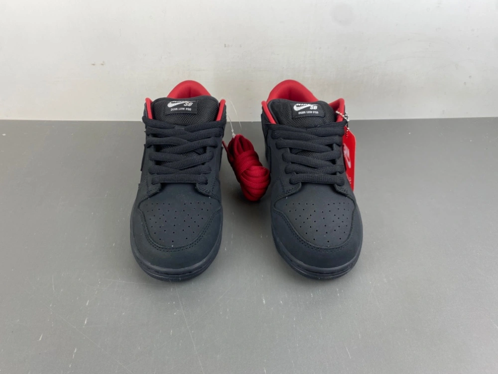 Contemporary SB Dunk Low Supreme 94 Black HQ8487- 5