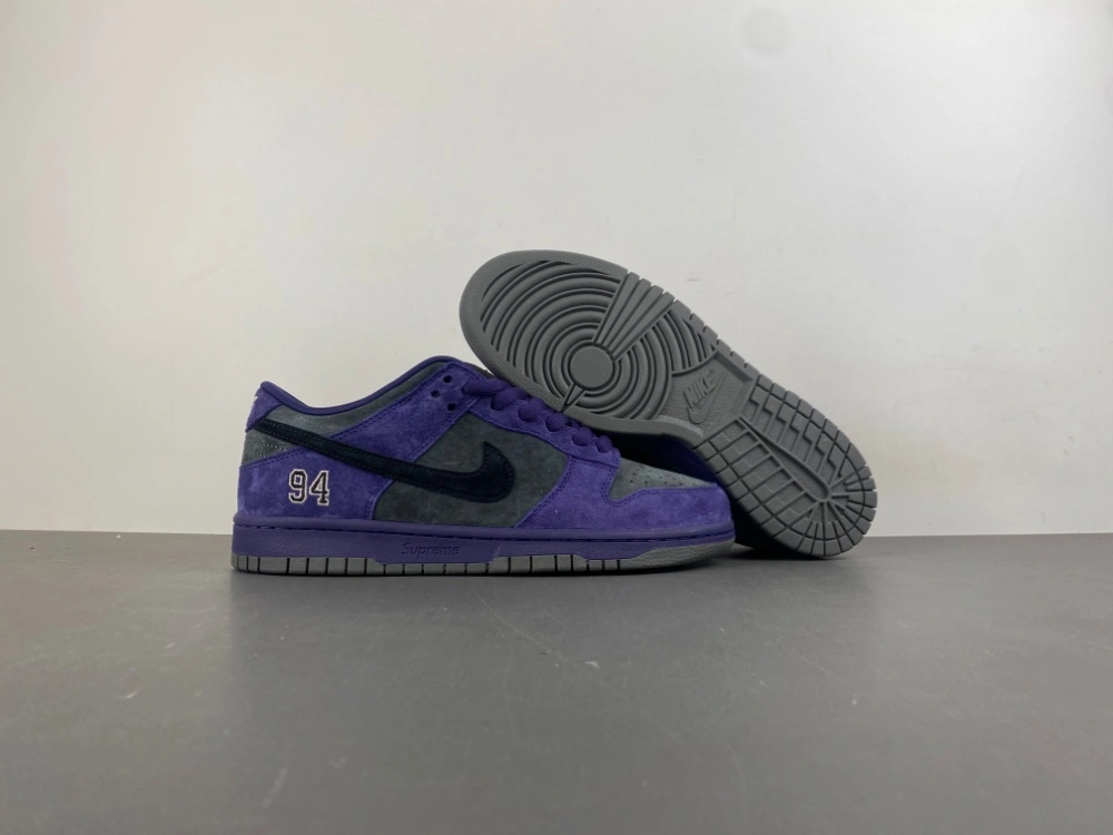 Neat SB Dunk Low Supreme 94 Ink HQ8487- 1