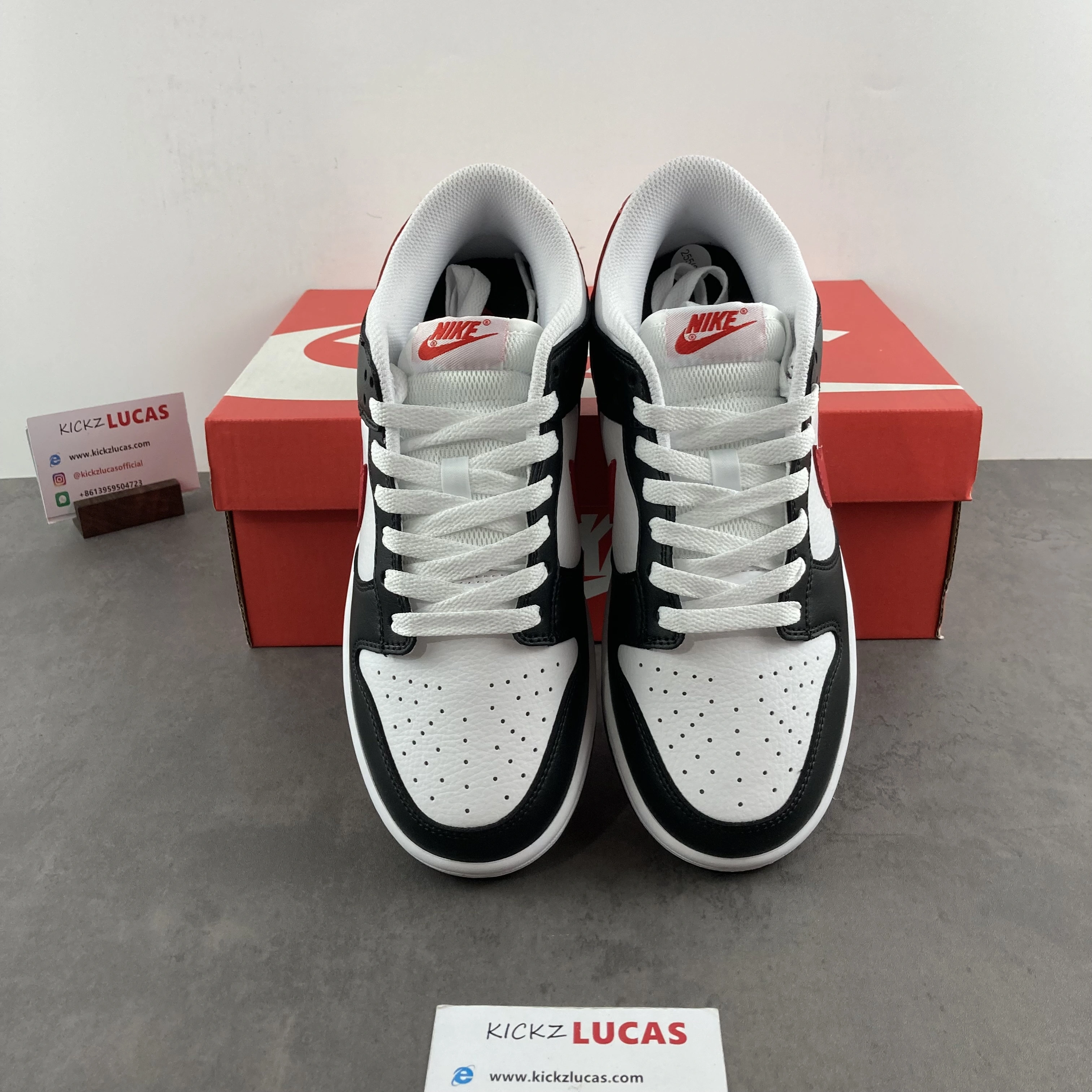Trendsetting SB Dunk Low TIGHTBOOTH FD2629- 98