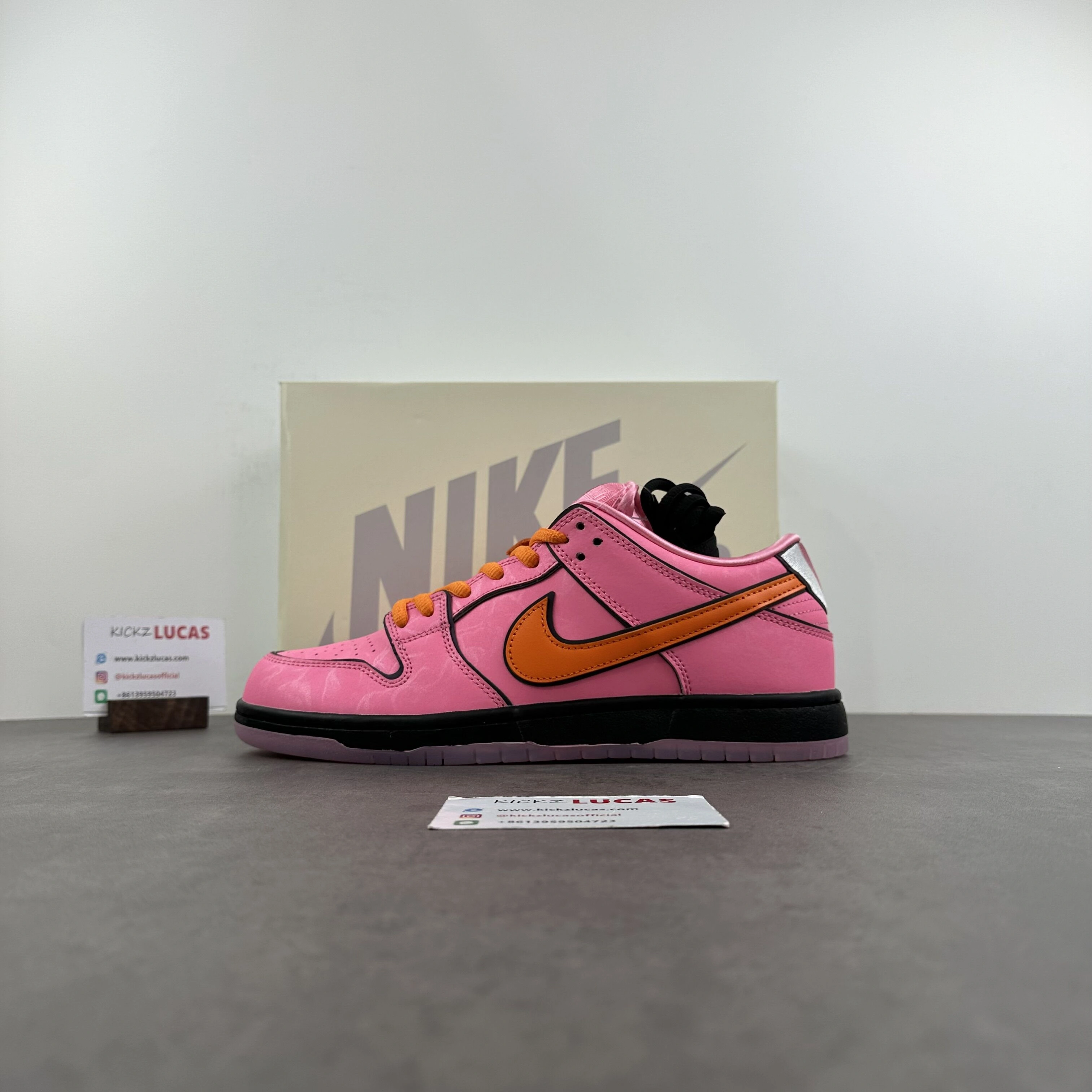 Classic SB Dunk Low The Powerpuff Girls Blossom FD2631- 96