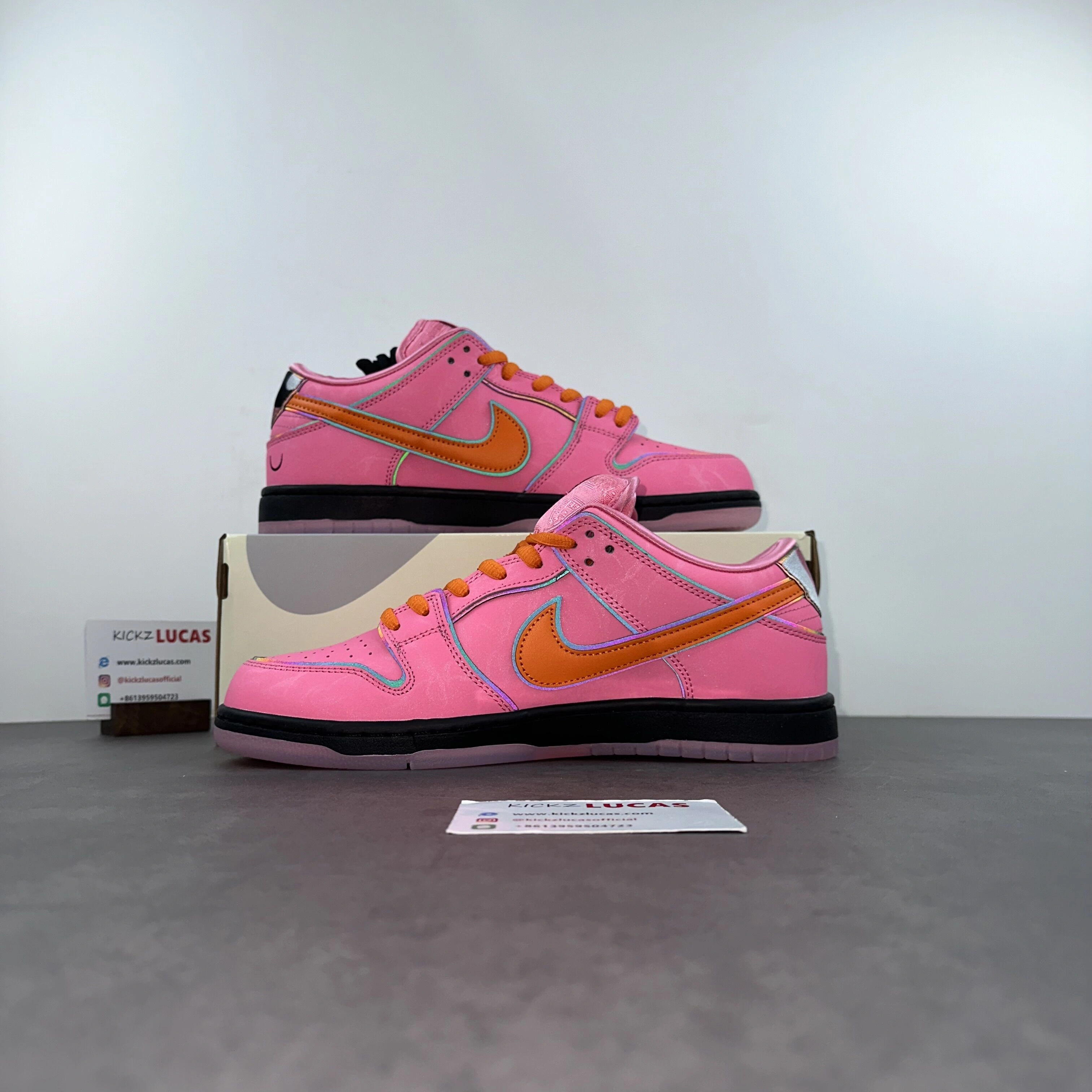Classic SB Dunk Low The Powerpuff Girls Blossom FD2631- 96