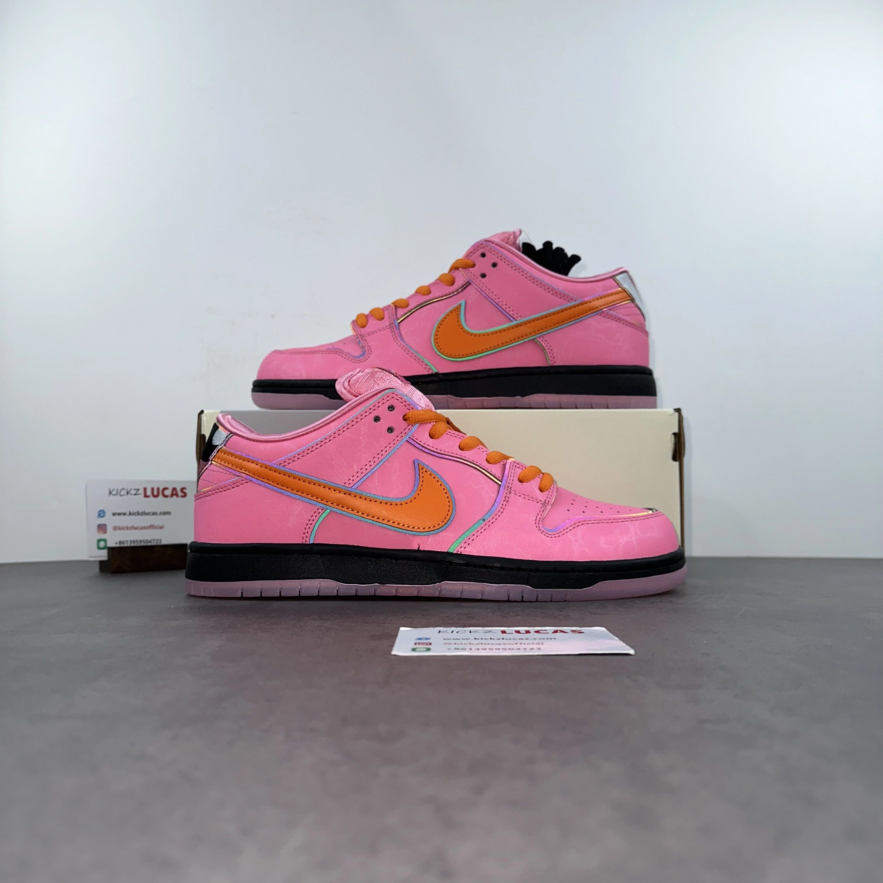 Classic SB Dunk Low The Powerpuff Girls Blossom FD2631- 96
