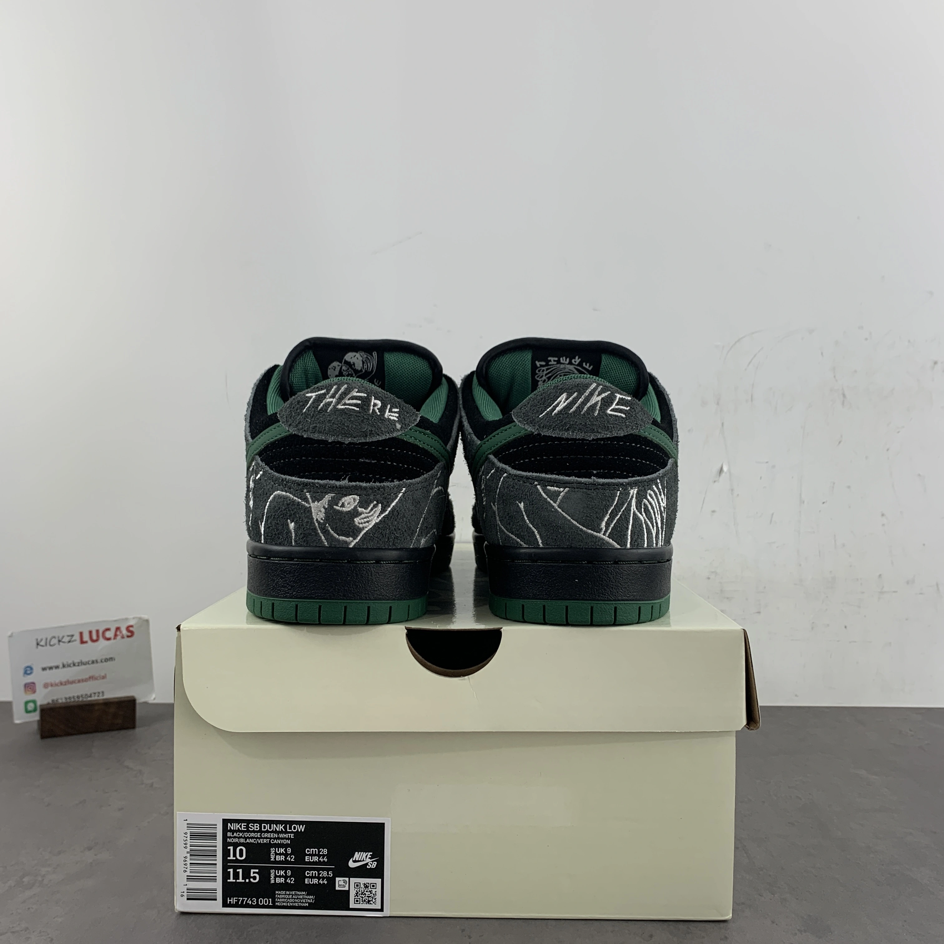 SB Dunk Low There Skateboards HF7743- Compact 22