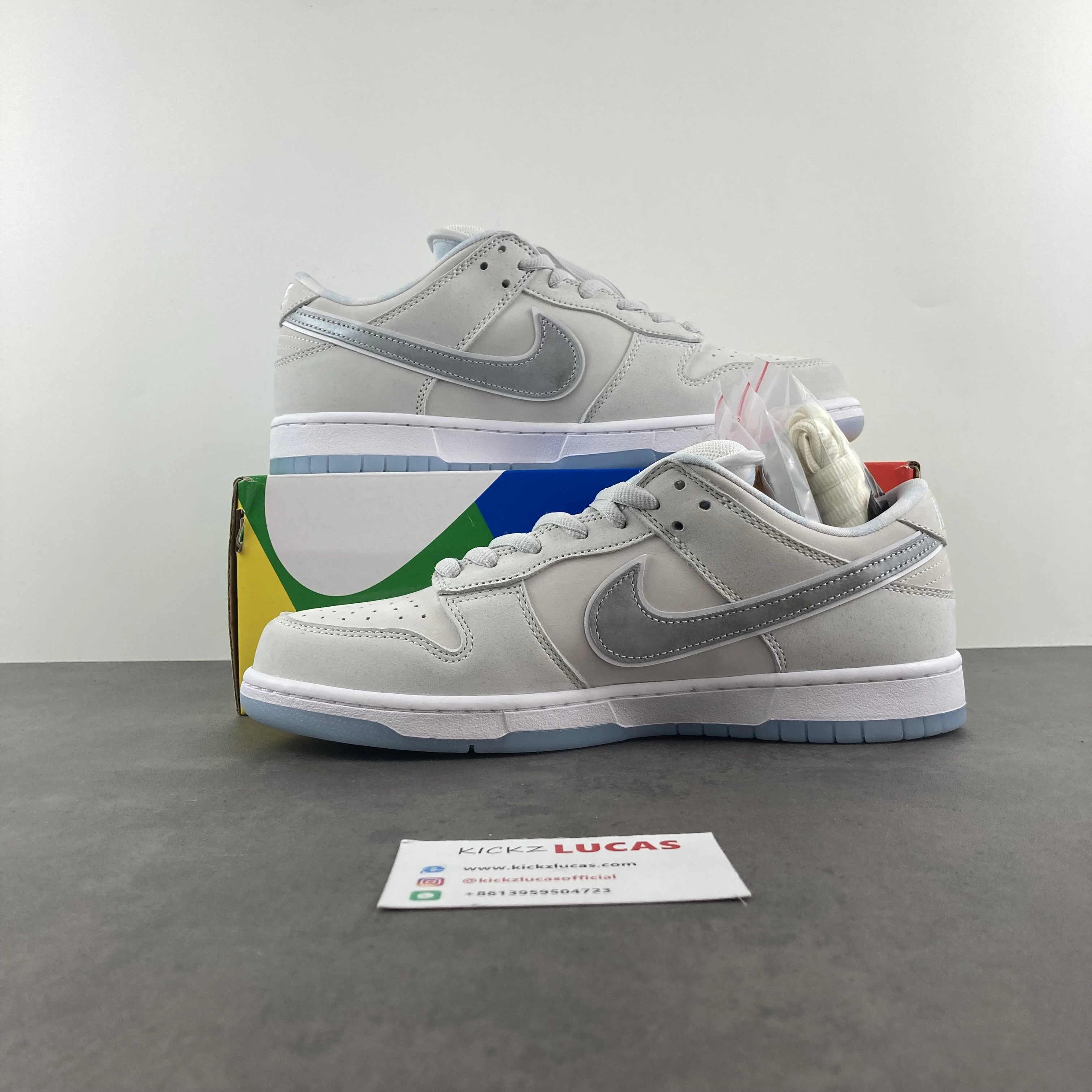 SB Dunk Low White Lobster (Friends and Family) FD8776- Compact 233