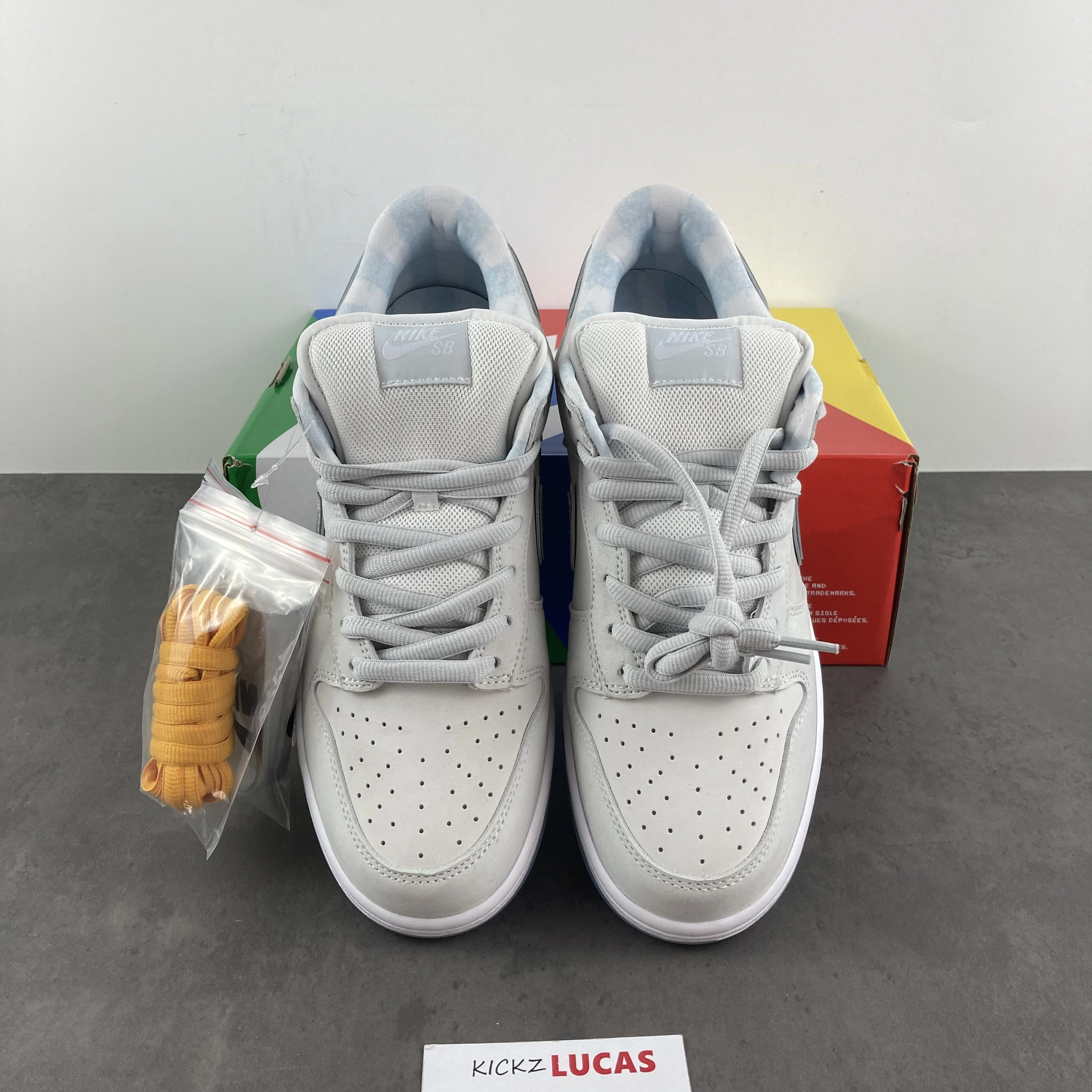 SB Dunk Low White Lobster (Friends and Family) FD8776- Compact 233