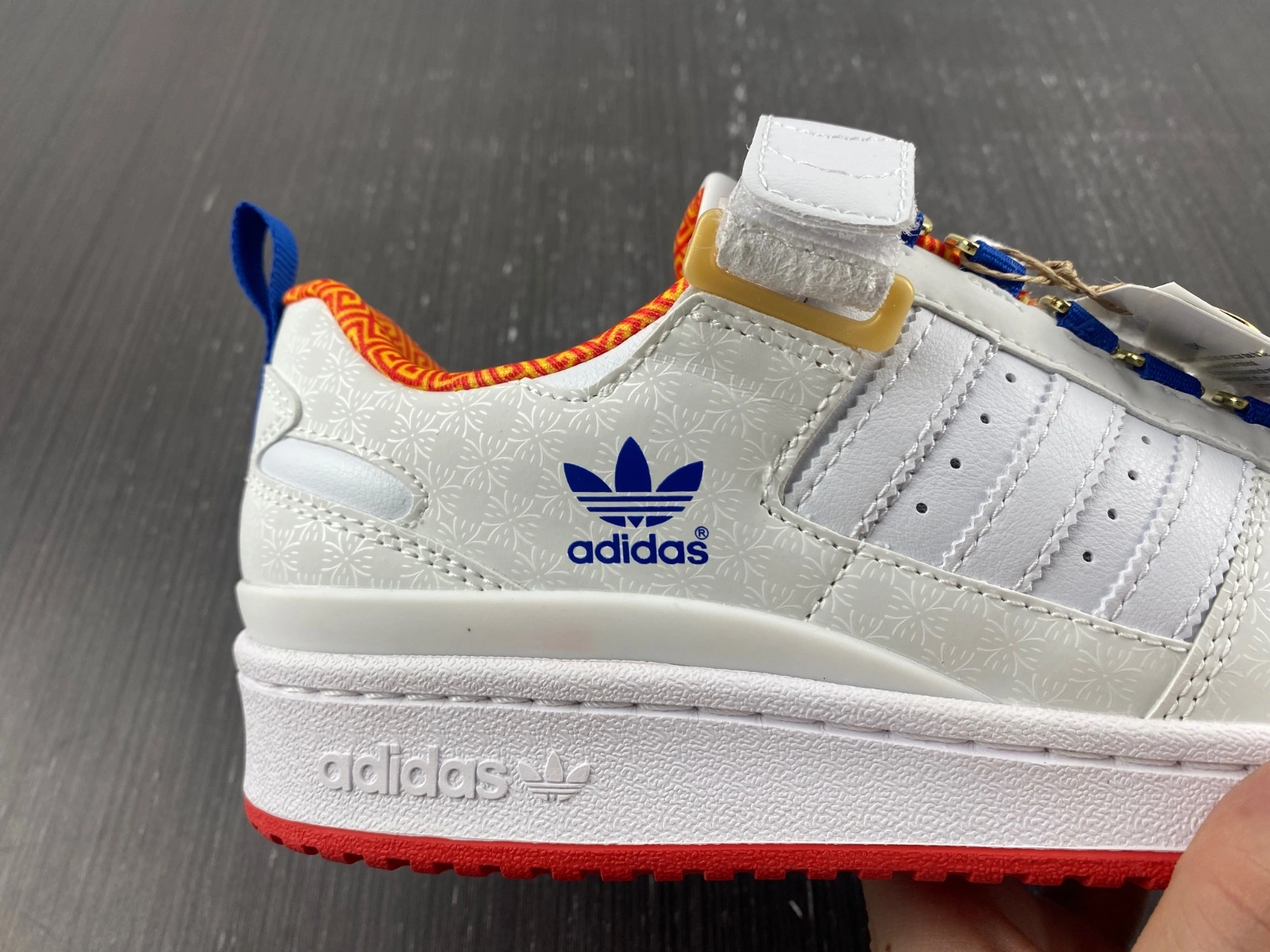 SUPERFLY X Originals Forum Low Adilicious HP TravelReady 2769