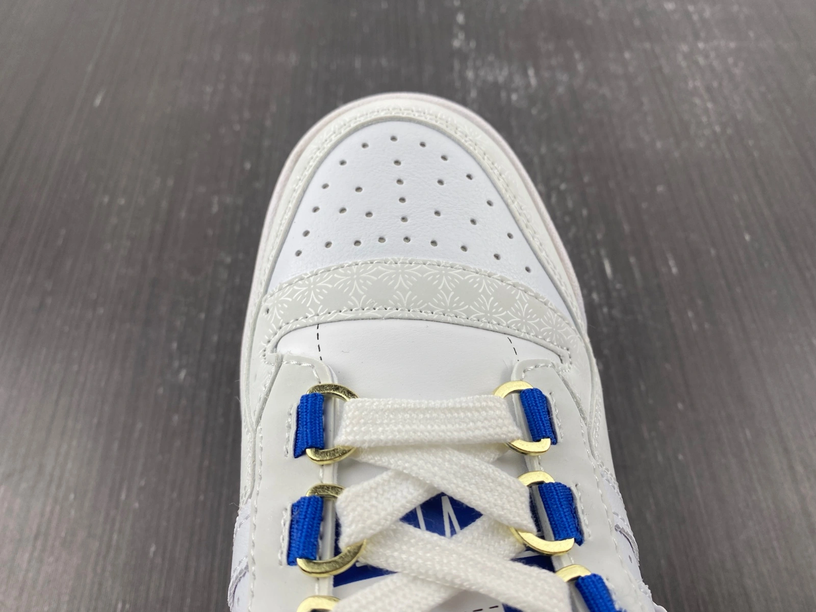SUPERFLY X Originals Forum Low Adilicious HP TravelReady 2769