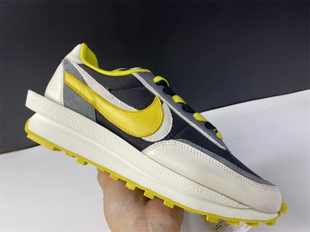 Sustainable Sacai x Nike Vapor Waffle 1196