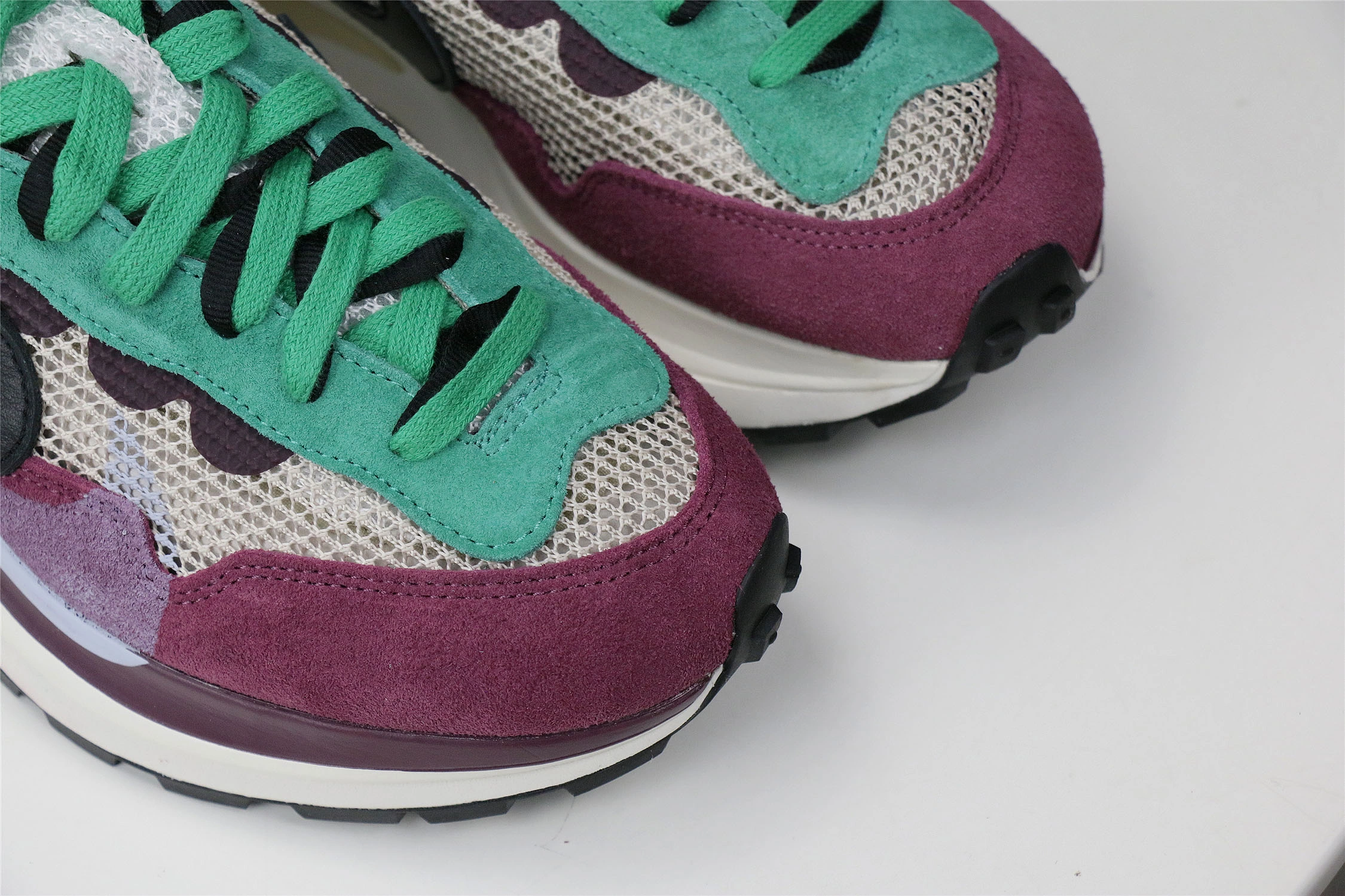 MoistureWicking Sacai x Nike 1211