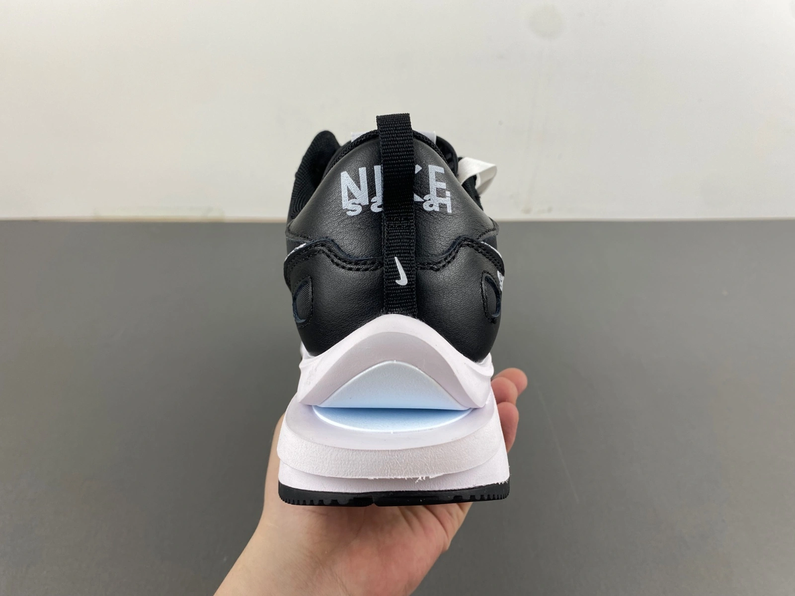 EasyMatch Sacai x VaporWaffle Tour Yellow DD1875- 1177