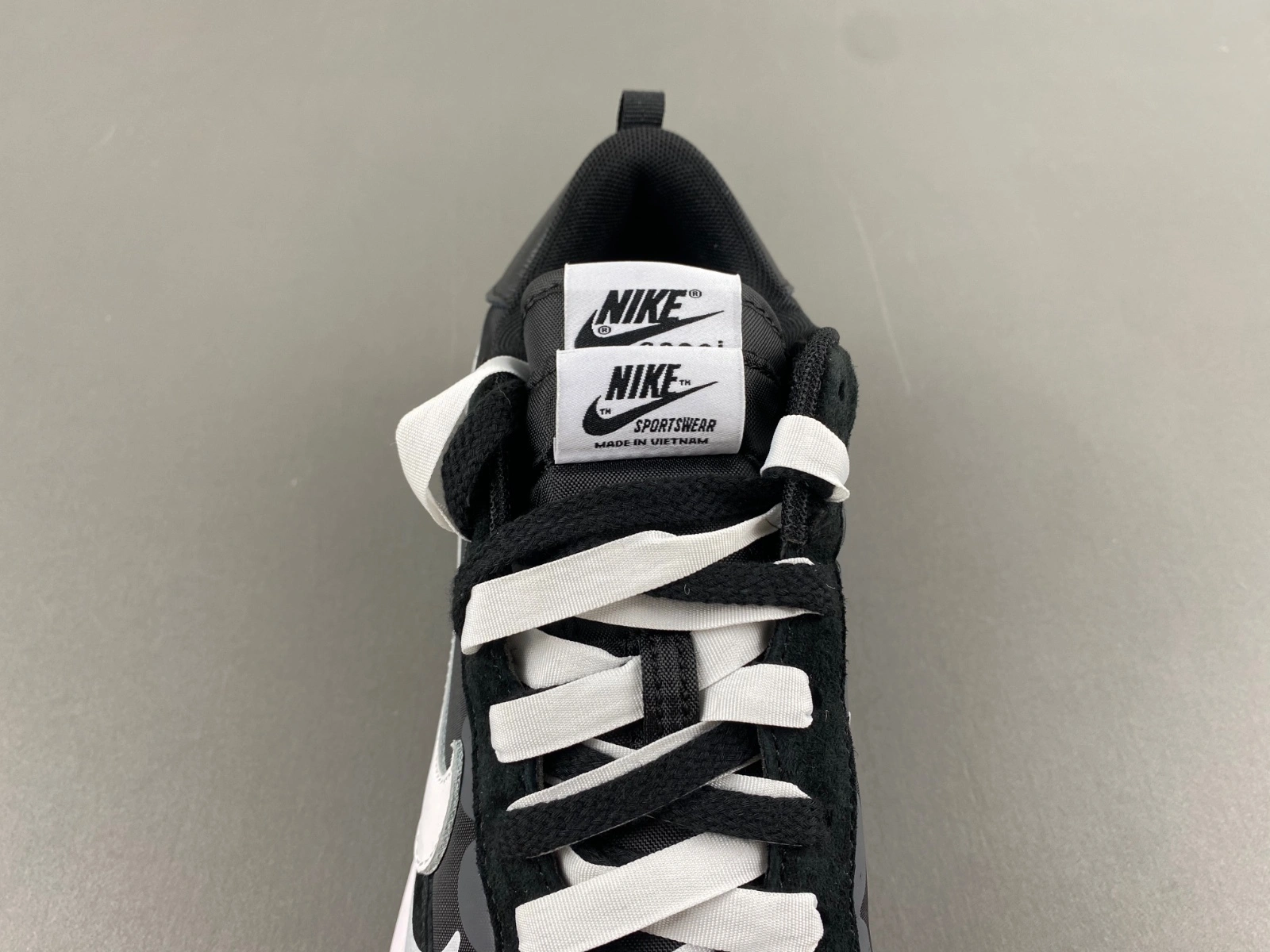 EasyMatch Sacai x VaporWaffle Tour Yellow DD1875- 1177