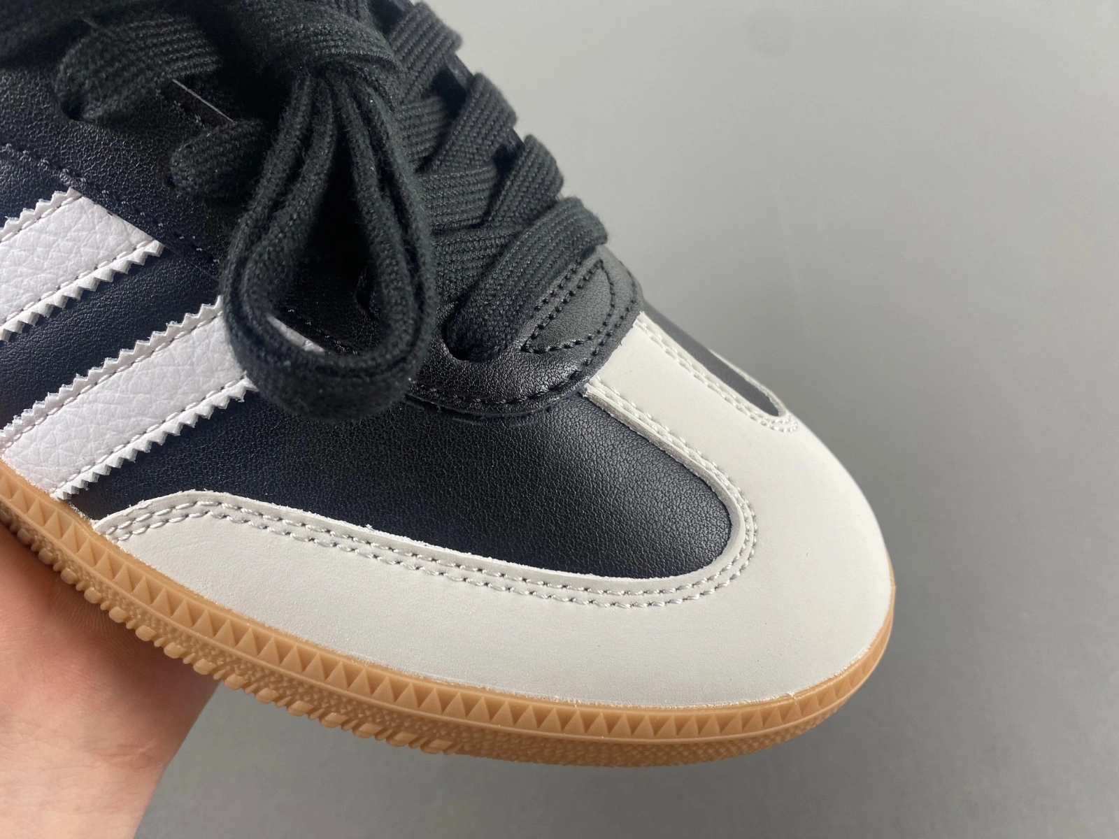 Breathable Samba LT Black White IG 2784