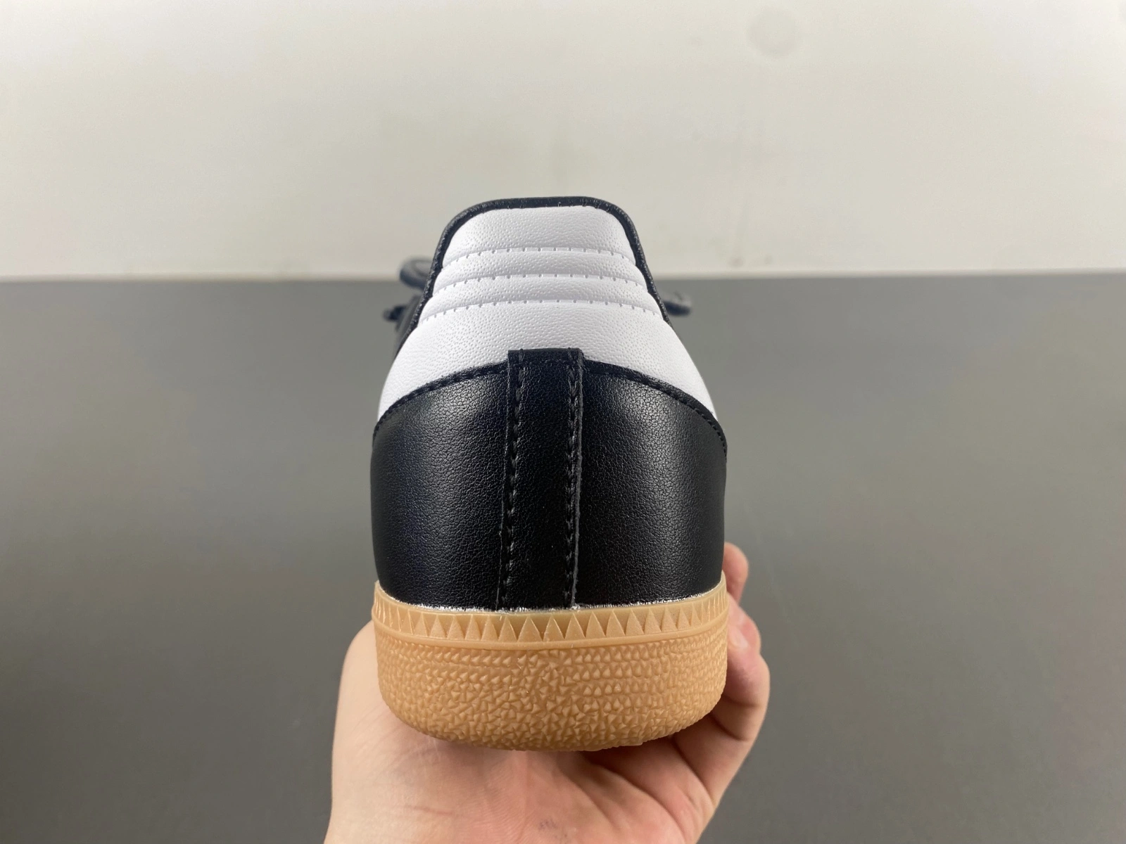 Breathable Samba LT Black White IG 2784