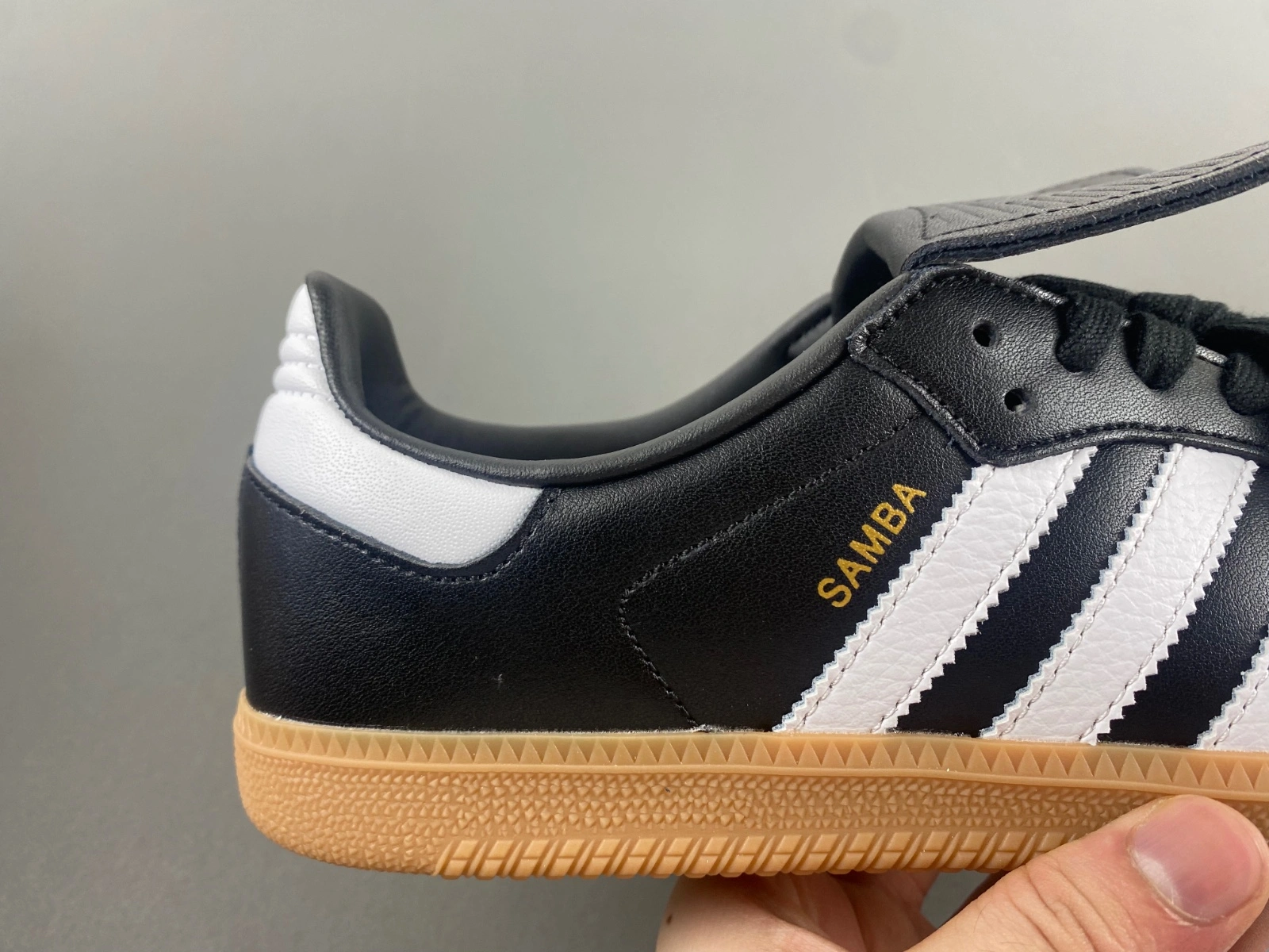 Breathable Samba LT Black White IG 2784