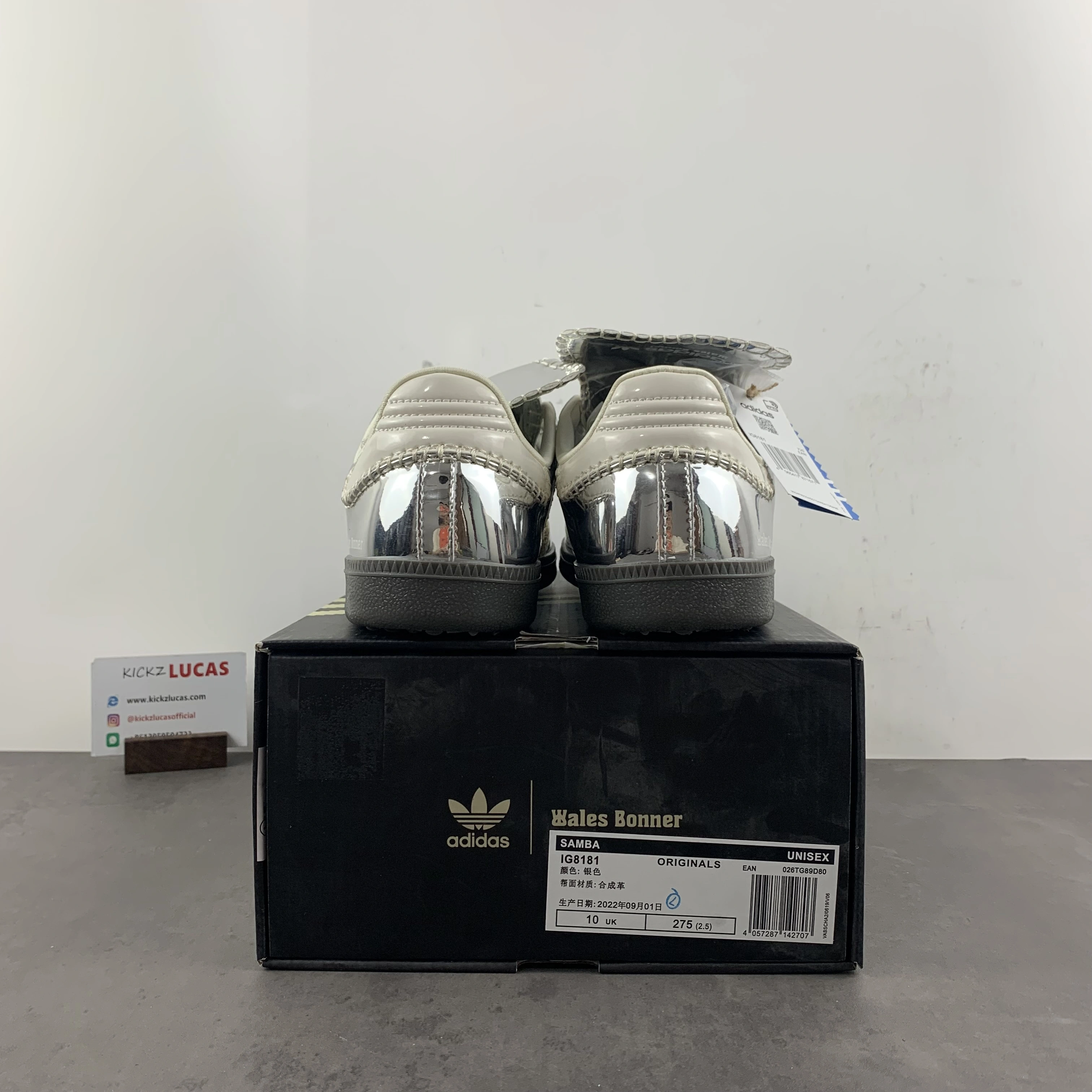 Effortless Samba Wales Bonner Silver IG 2795