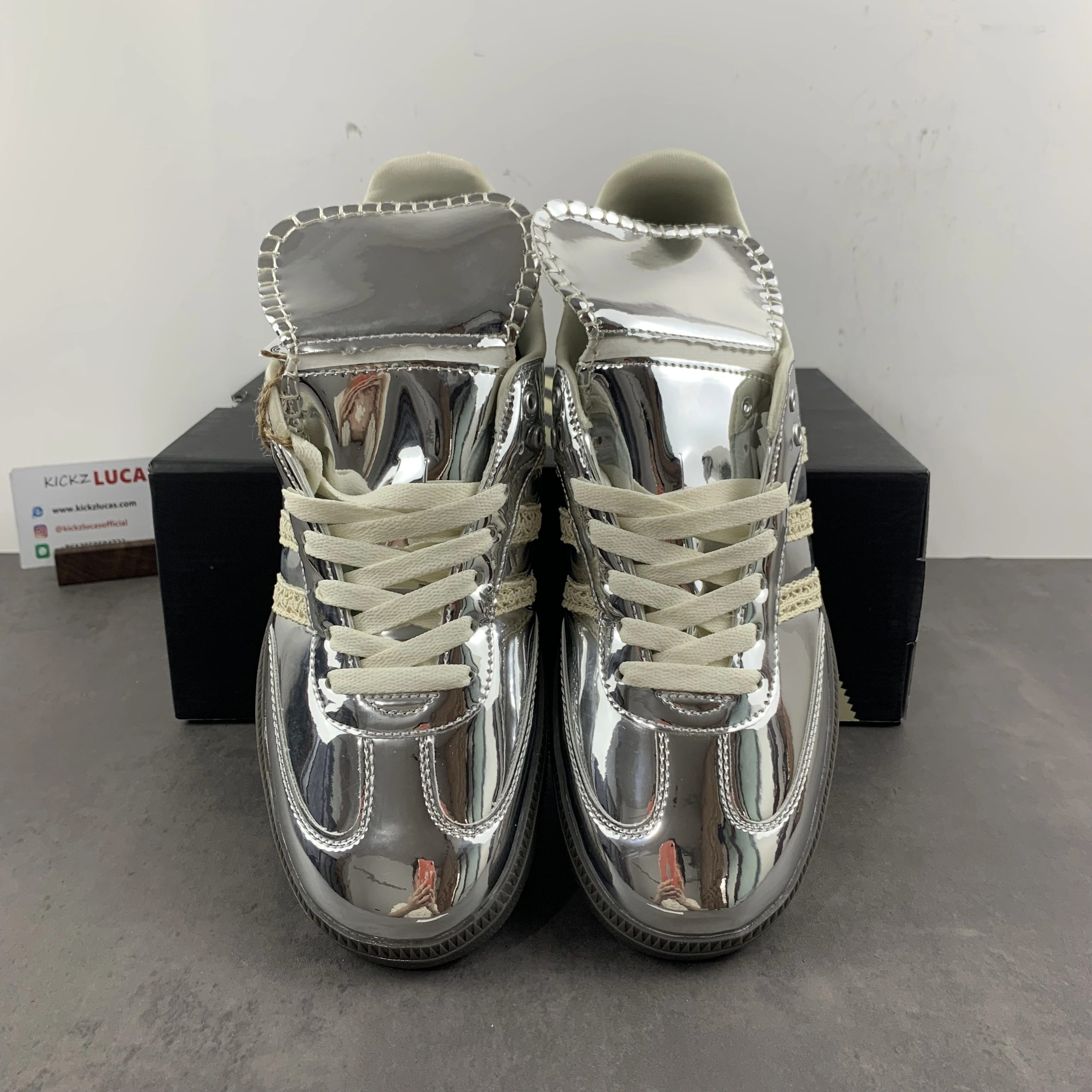 Effortless Samba Wales Bonner Silver IG 2795