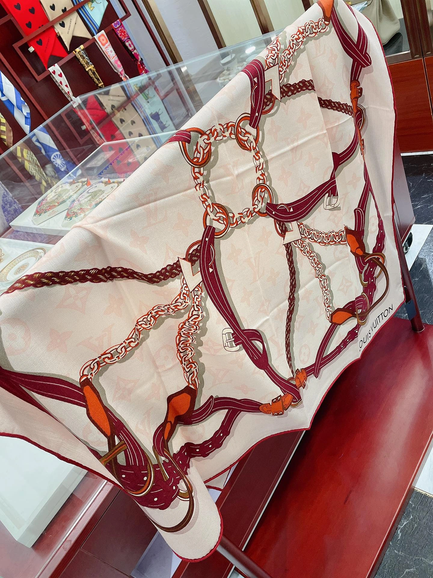 Scarf 100*100cm MoistureWicking 17850