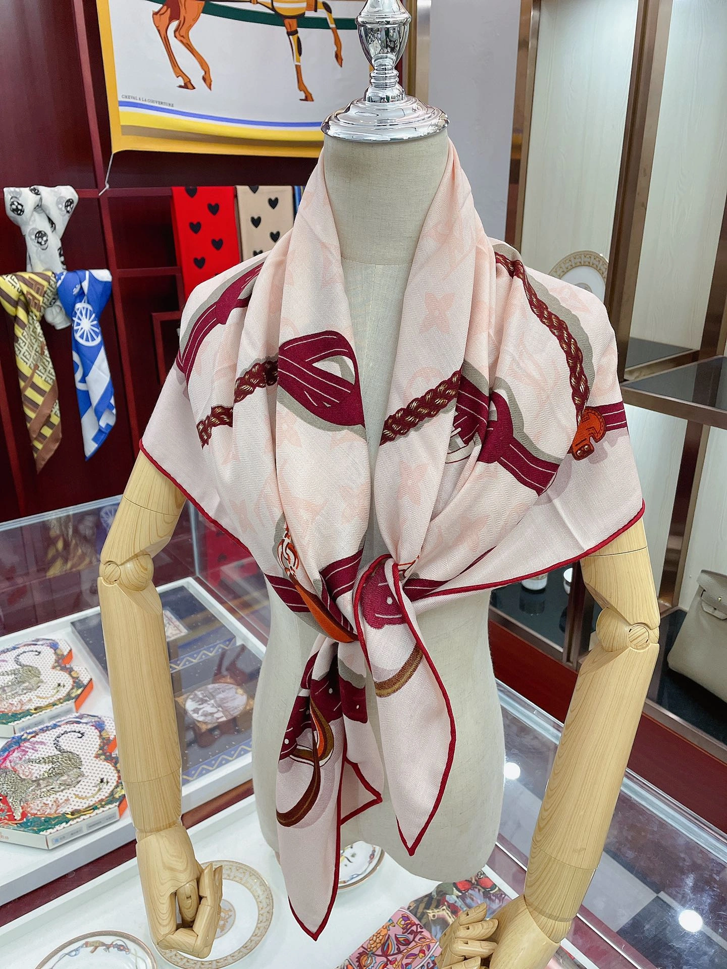 Scarf 100*100cm MoistureWicking 17850