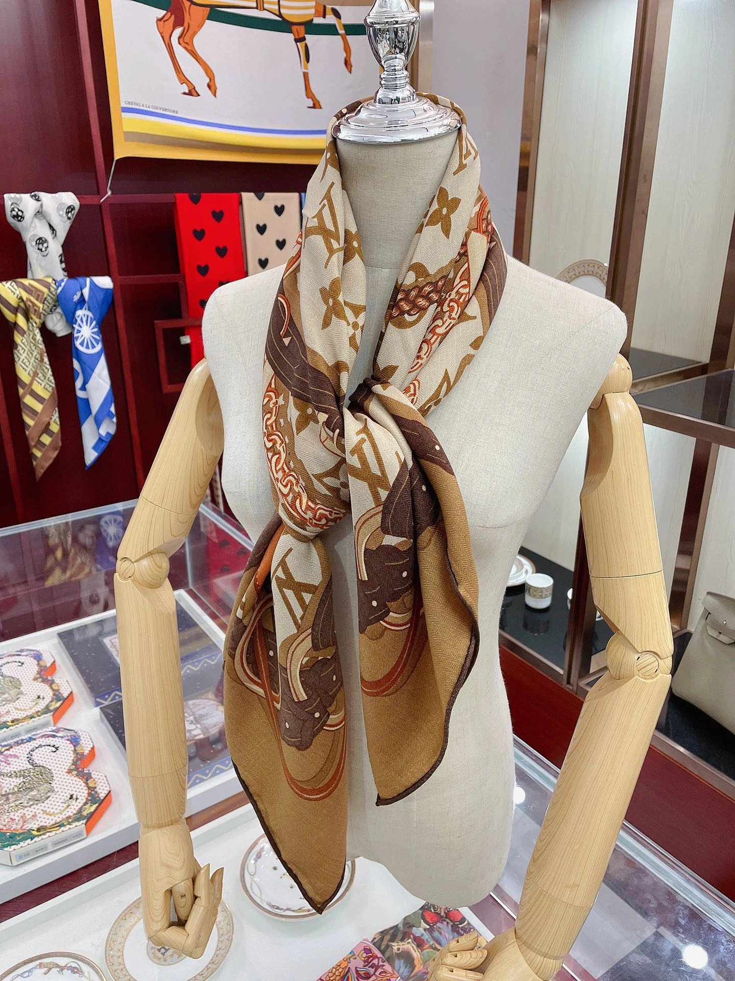 Scarf 100*100cm MoistureWicking 17850