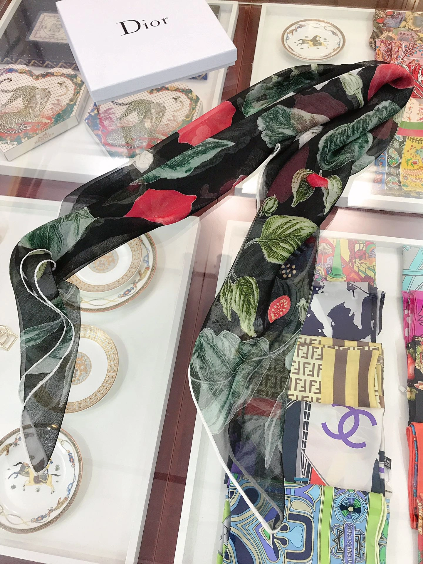 OdorResistant Scarf 110*110cm 18016