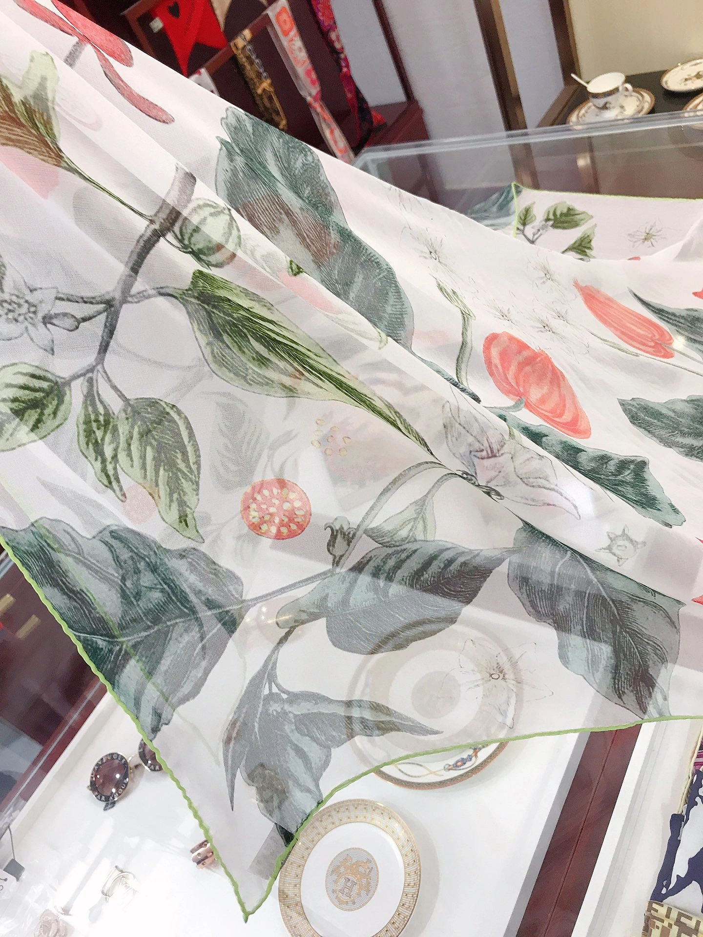 OdorResistant Scarf 110*110cm 18016