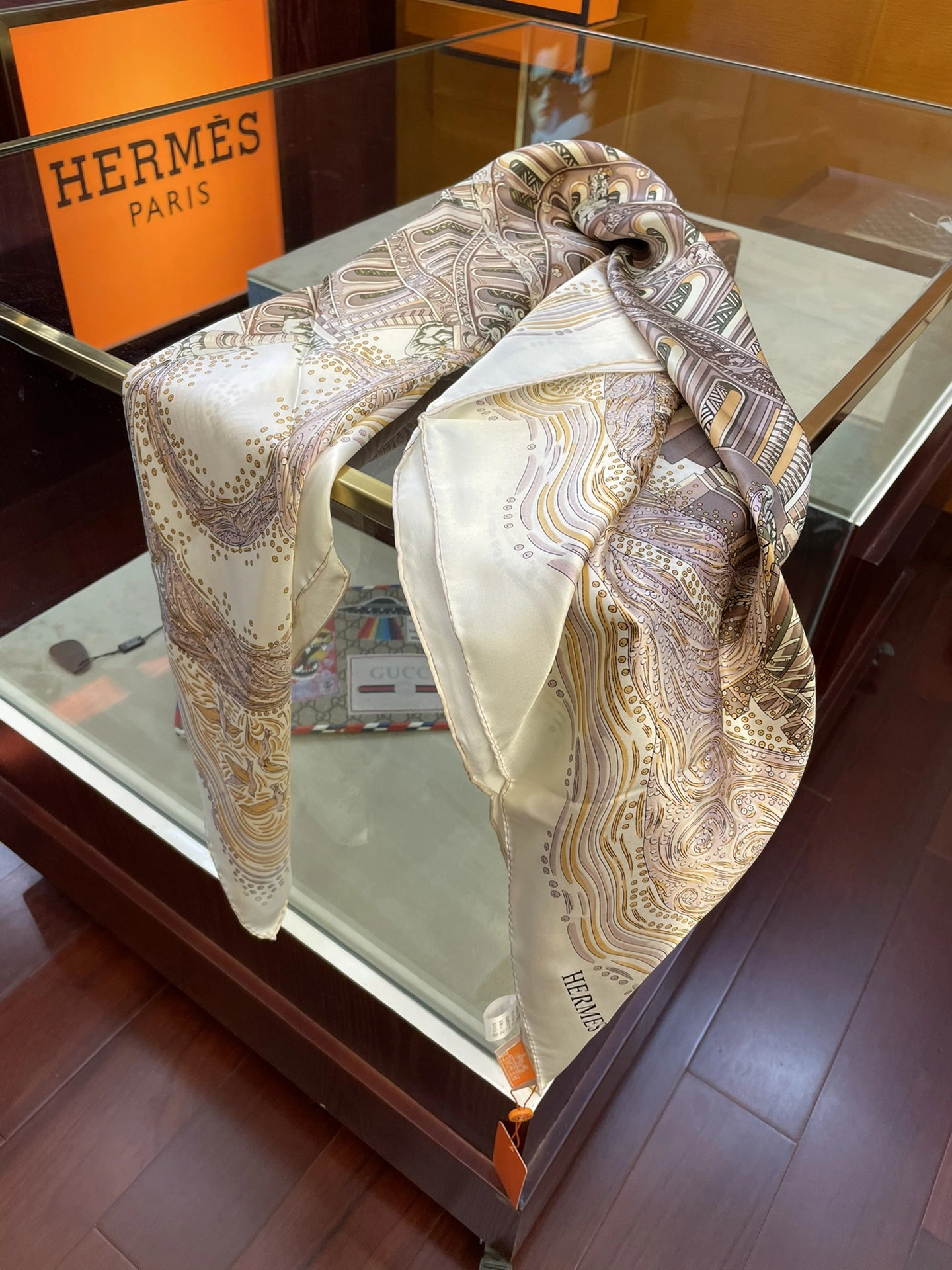 Scarf 110*110cm Stylish 18014