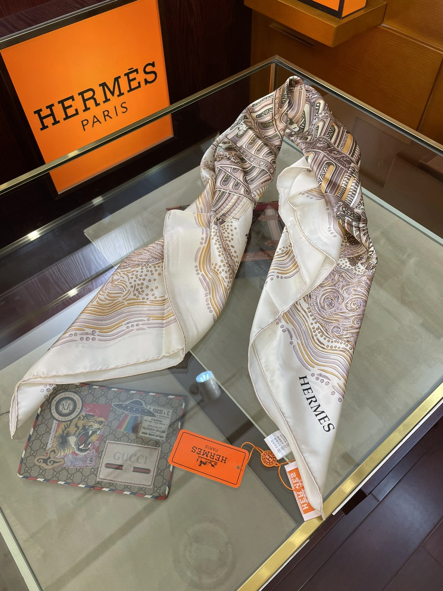 Scarf 110*110cm Stylish 18014