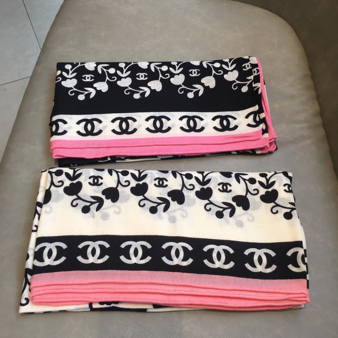 Youthful Scarf 140*140cm 17849